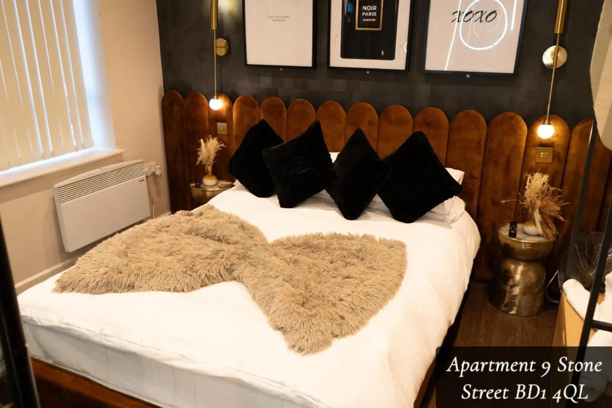 Bedroom, Bed in The Opulence Bradford