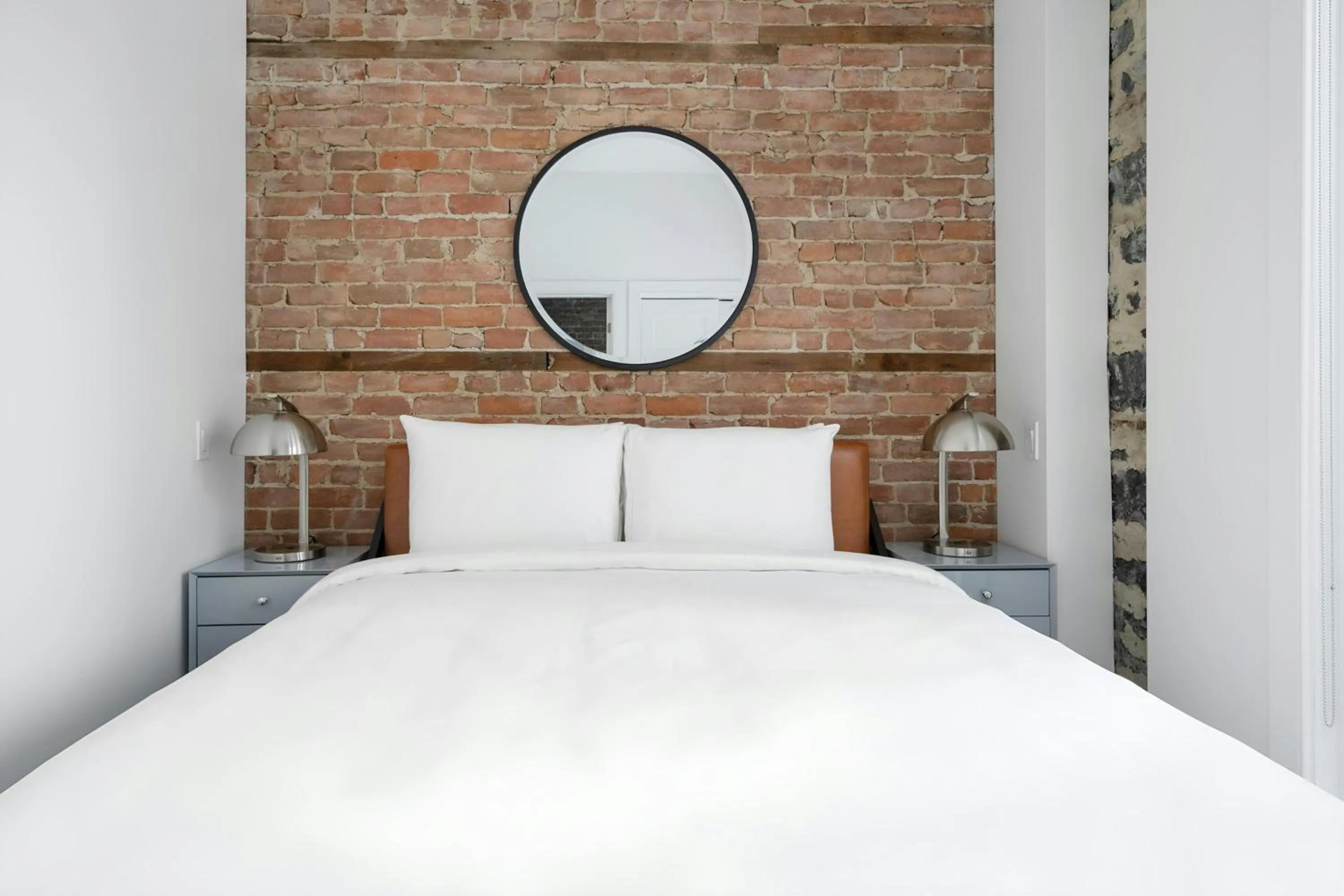 Bedroom, Bed in Sonder by Marriott Bonvoy Gare Saint Denis Apartments Downtown