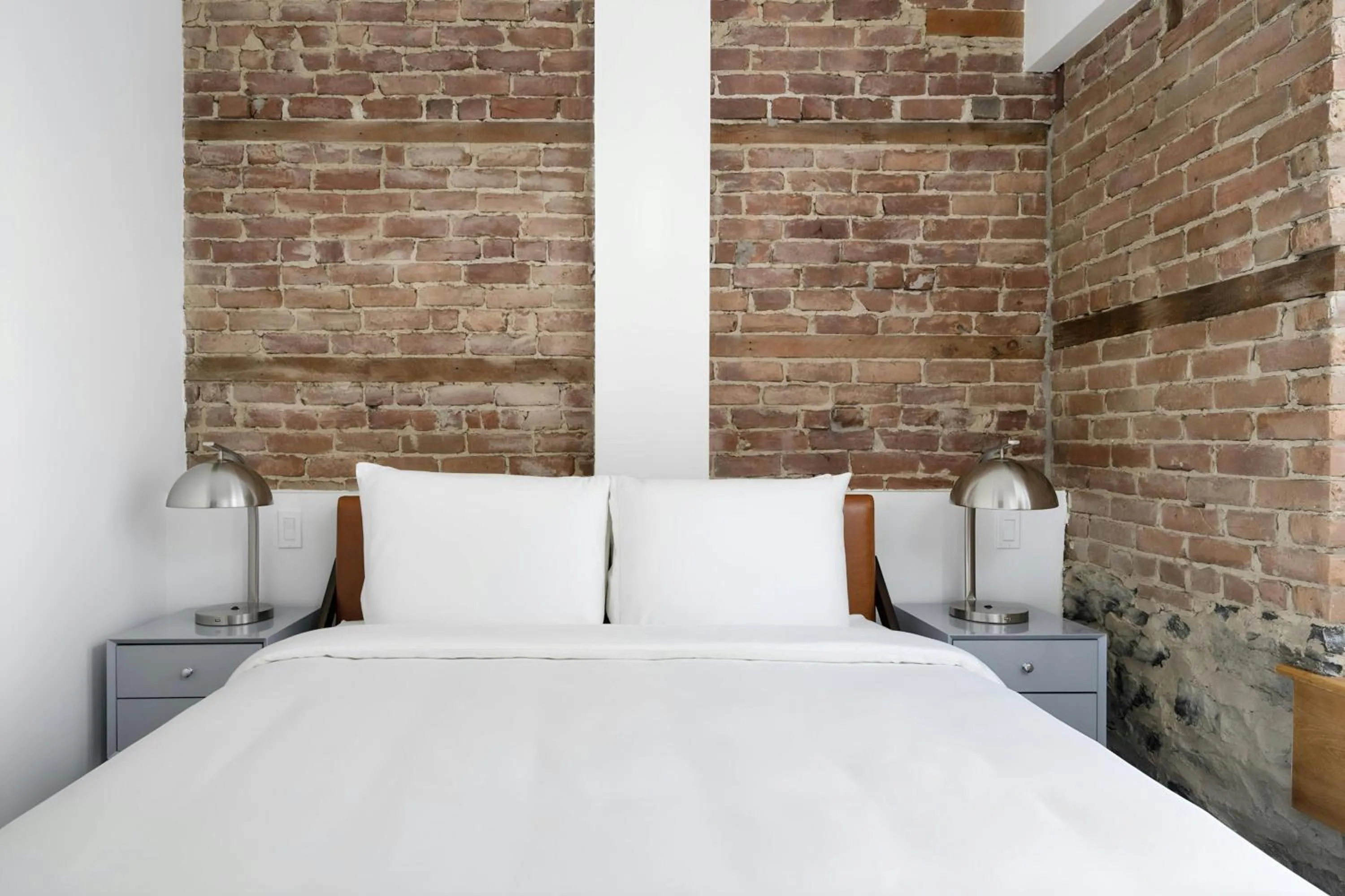 Bedroom, Bed in Sonder by Marriott Bonvoy Gare Saint Denis Apartments Downtown