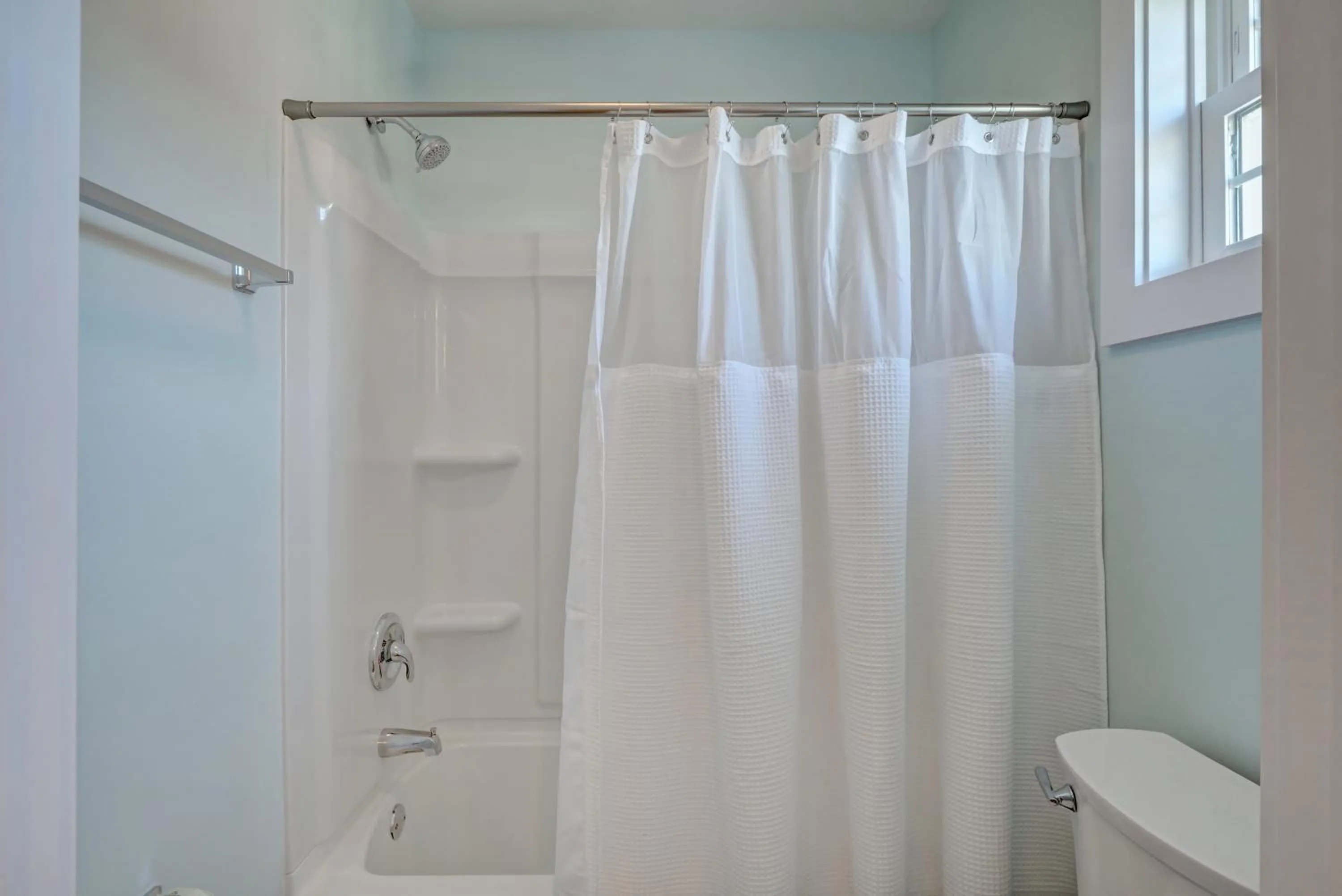 Property building in Loggerhead Inn and Suites