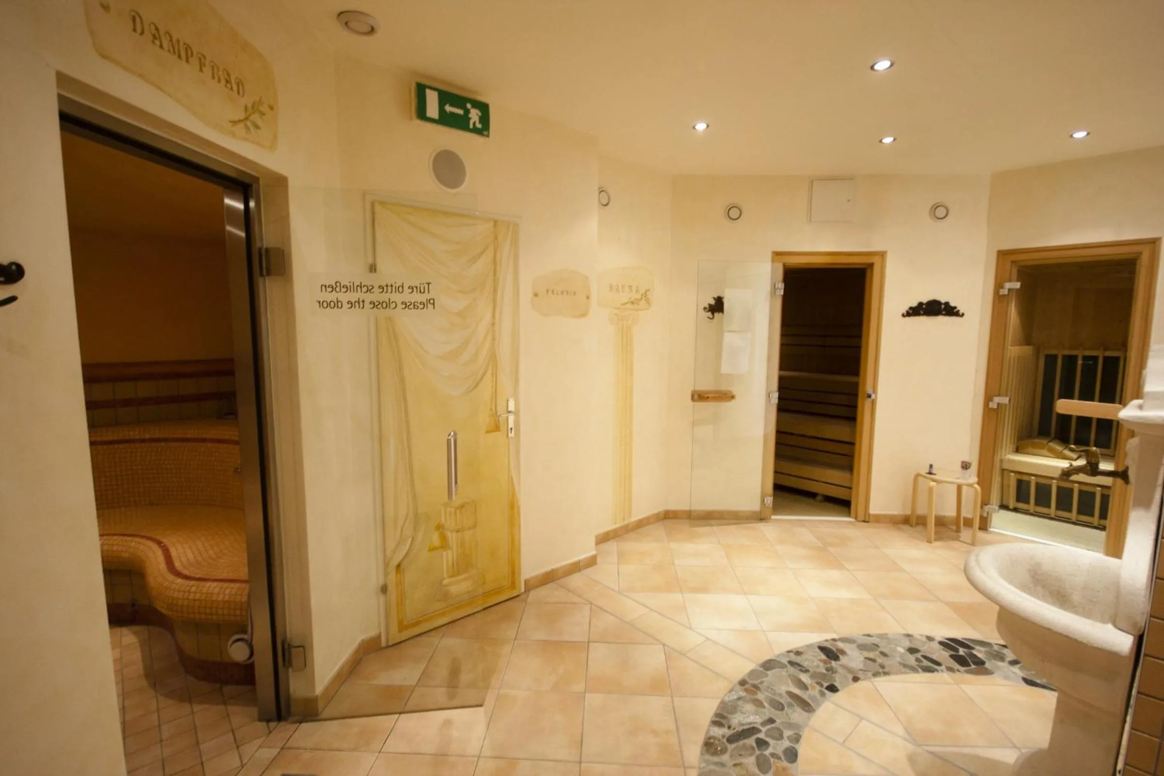 Spa and wellness centre/facilities in Hotel Rösch