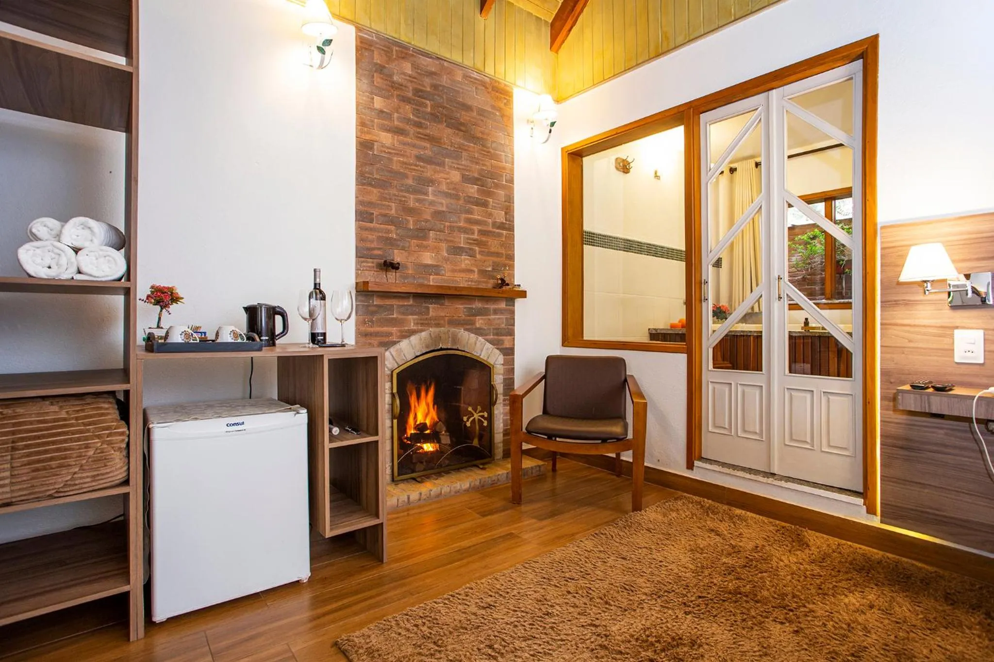 flat iron in Pousada Suiça Mineira Garden