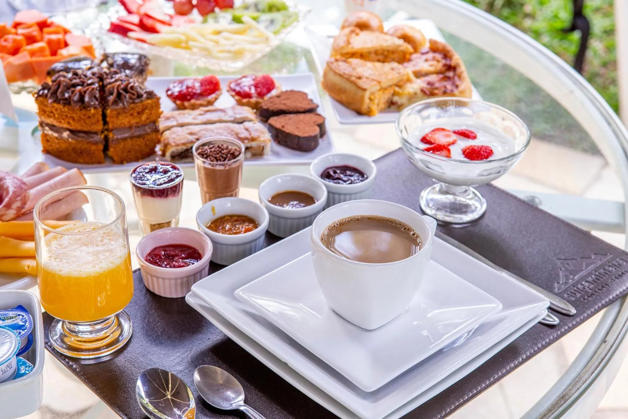 Breakfast in Pousada Suiça Mineira Garden