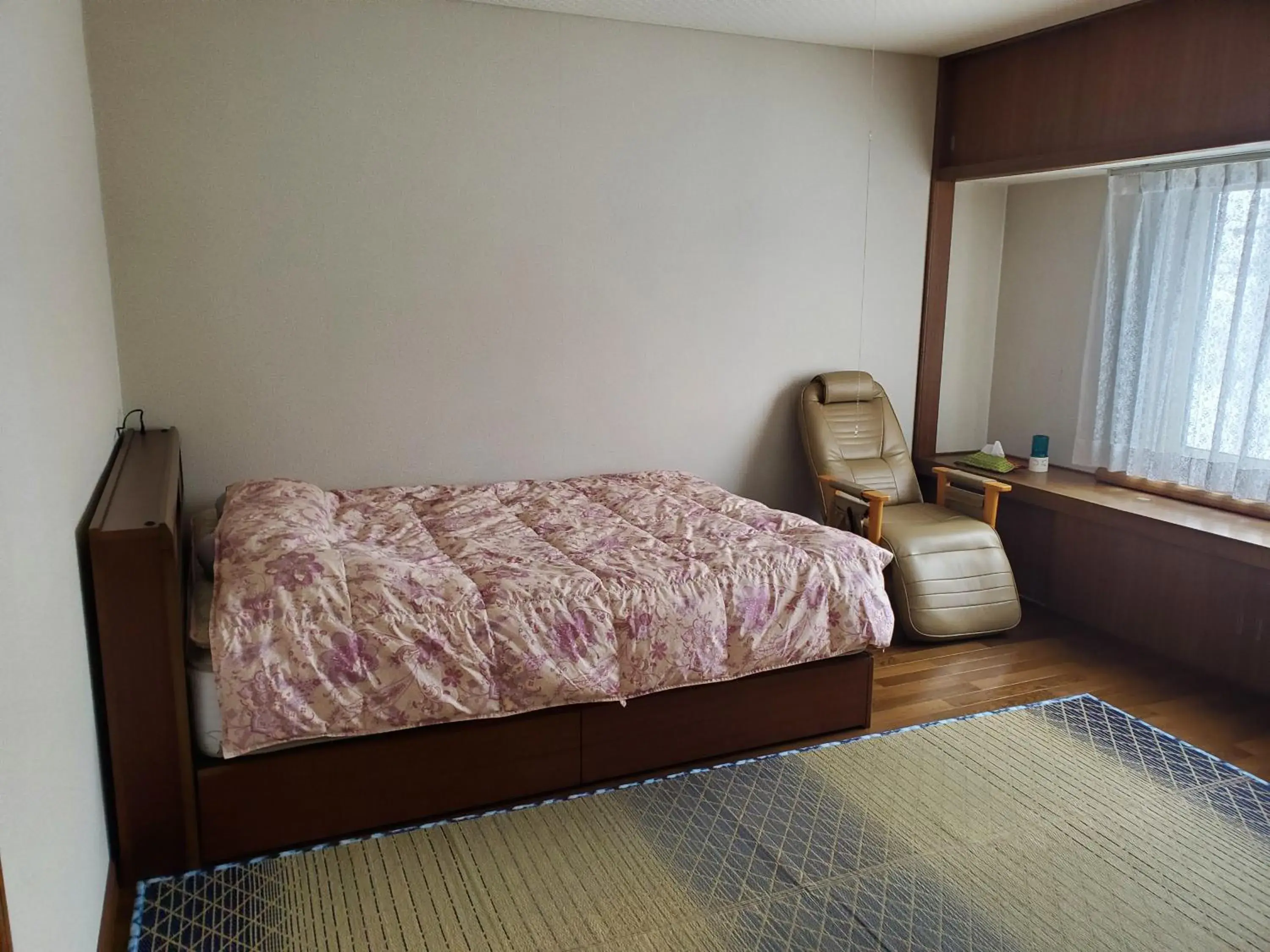 Double Room - single occupancy in Guest House EBISAN Double Room - single occupancy in Guest House EBISAN