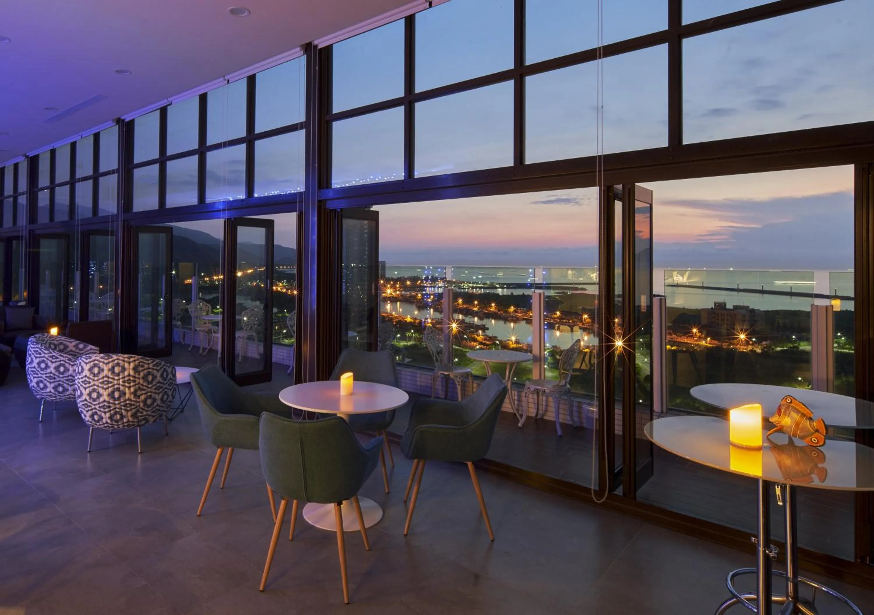 Lounge or bar in Lanyang Seaview Hotel