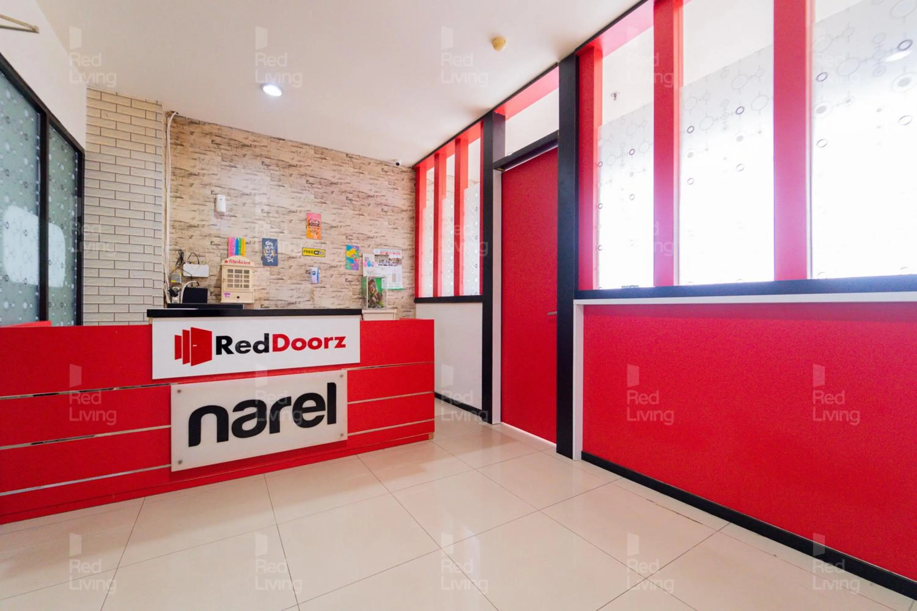 Lobby or reception in RedLiving Apartemen Tamansari Panoramic - Narel