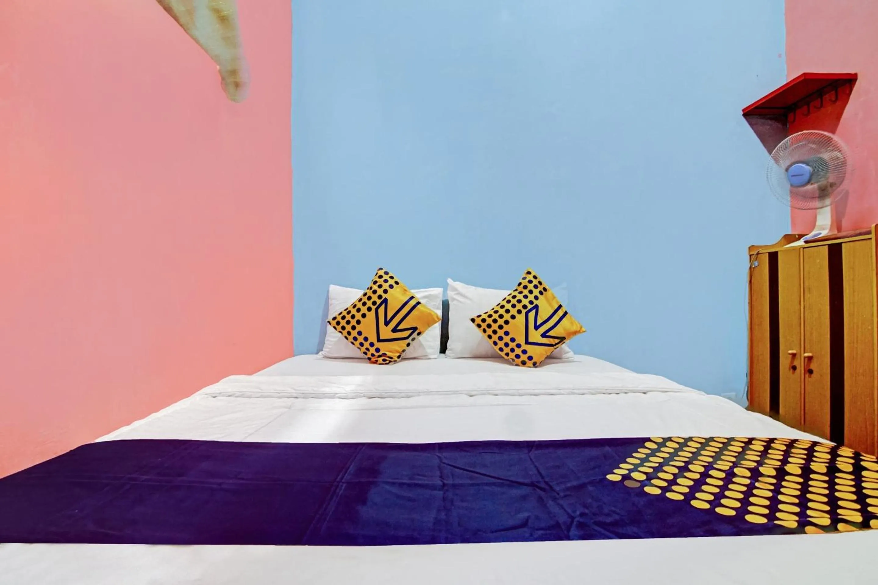 Bedroom, Bed in Hotel O Aliyah Syariah