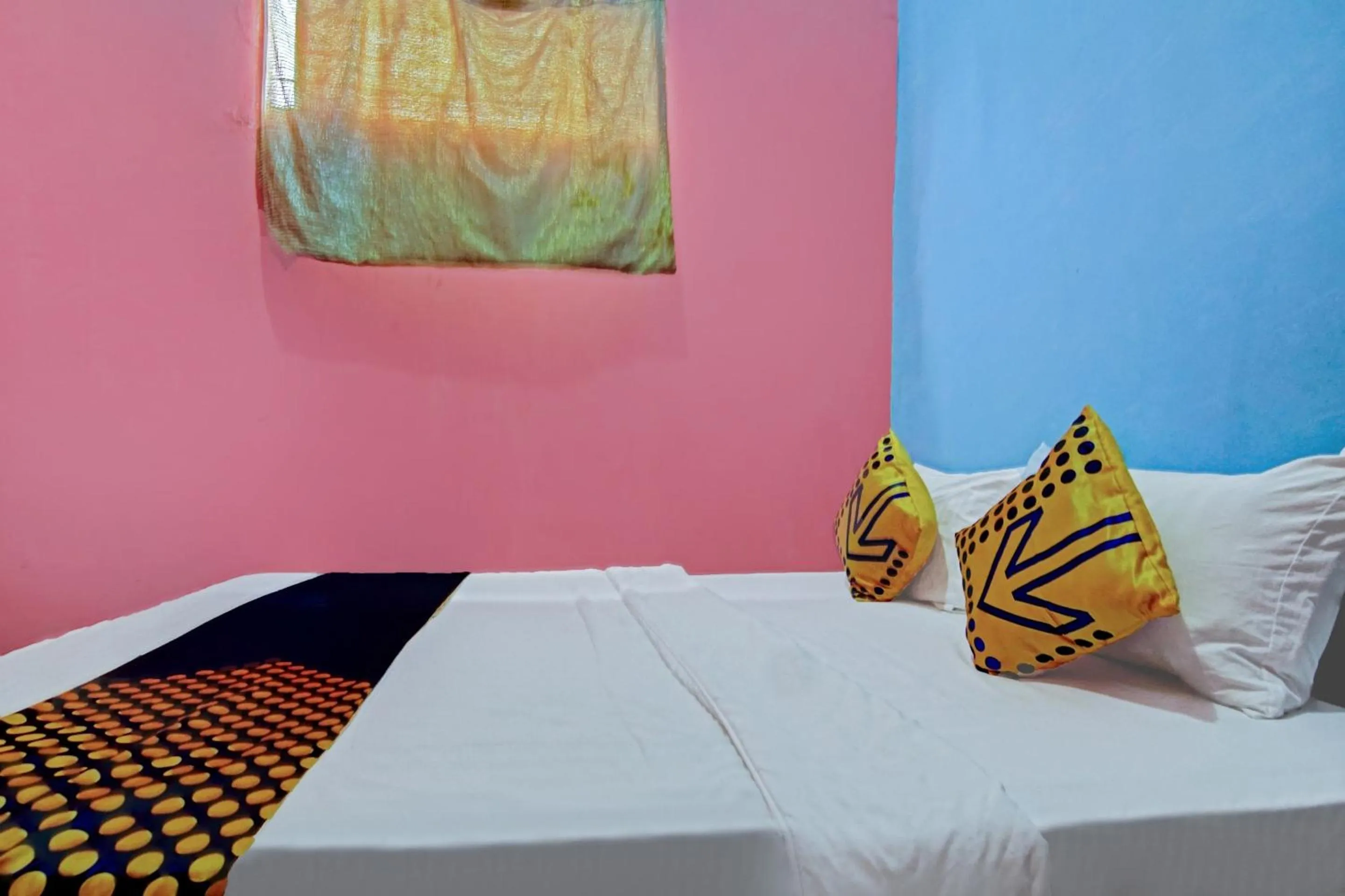 Bedroom, Bed in Hotel O Aliyah Syariah