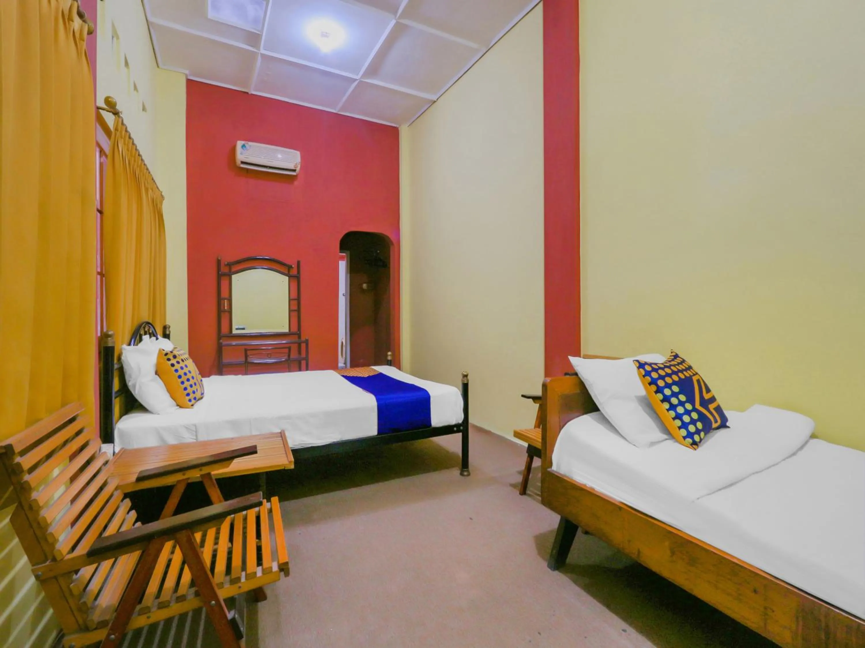 Bedroom in SPOT ON 90272 Istana Griya 1 Hotel