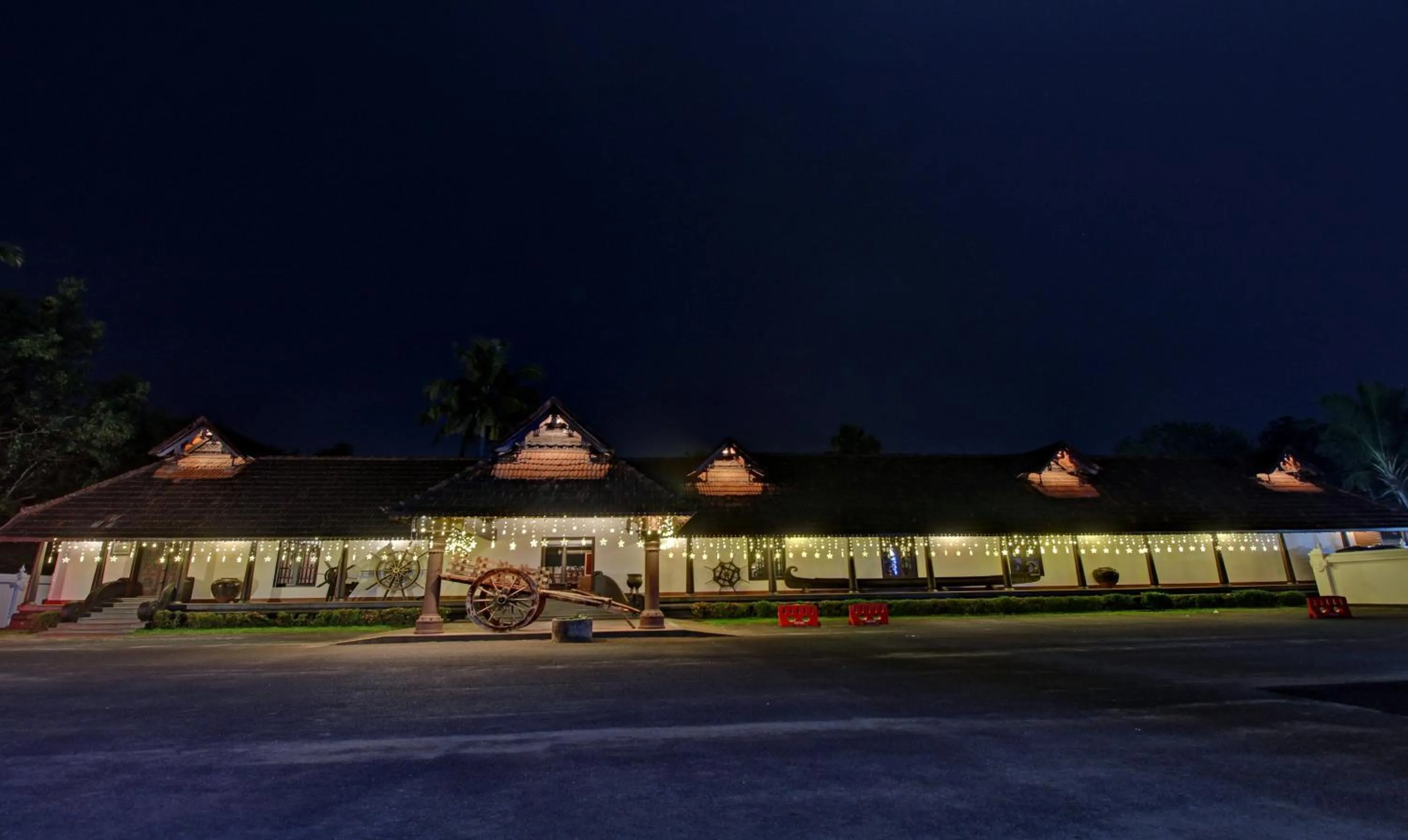 Property building in Treebo Premium Travancore Palace Cherthala