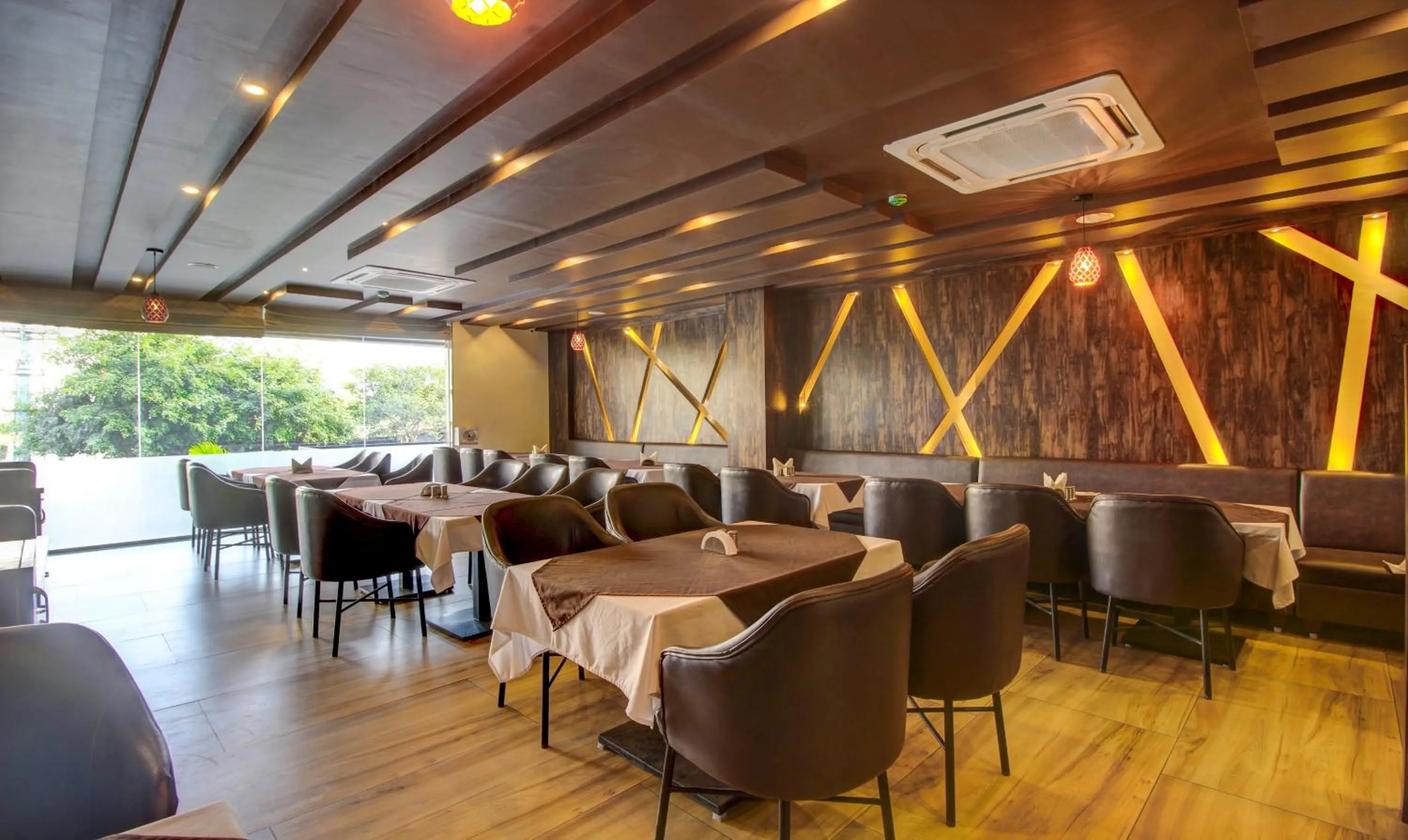 Restaurant/places to eat in Treebo Sampradaya Bistro, Mailasandra