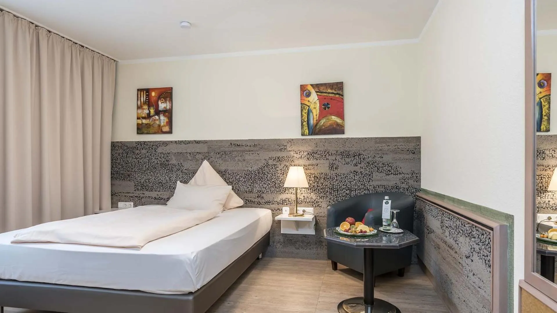 Bed in Hotel am Schlosspark