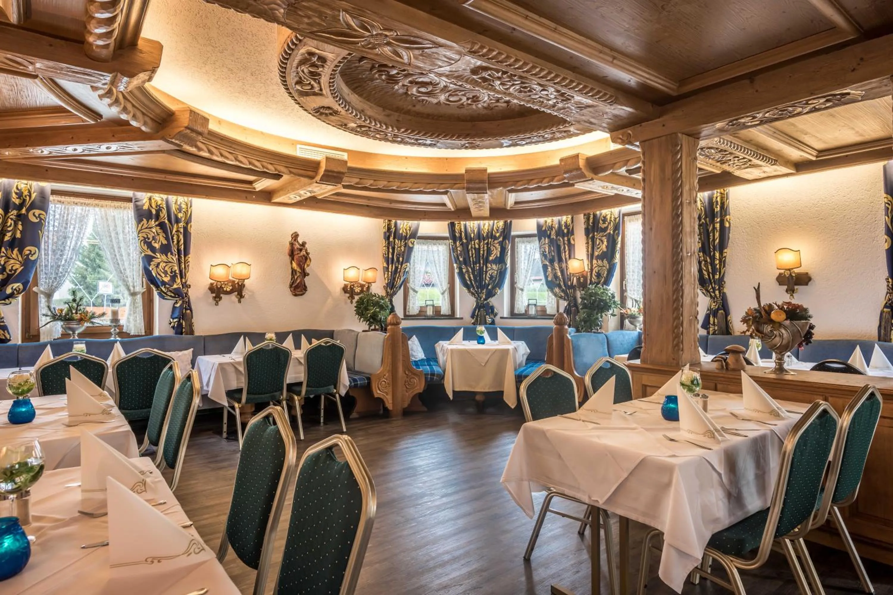 Restaurant/places to eat in Hotel am Schlosspark