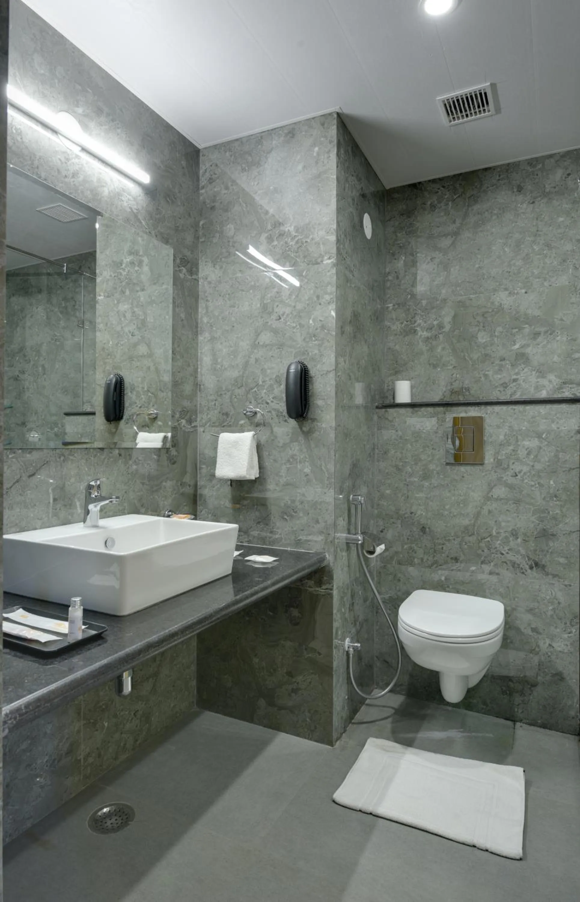 Bathroom in Hotel khumani By Hills N Dunes