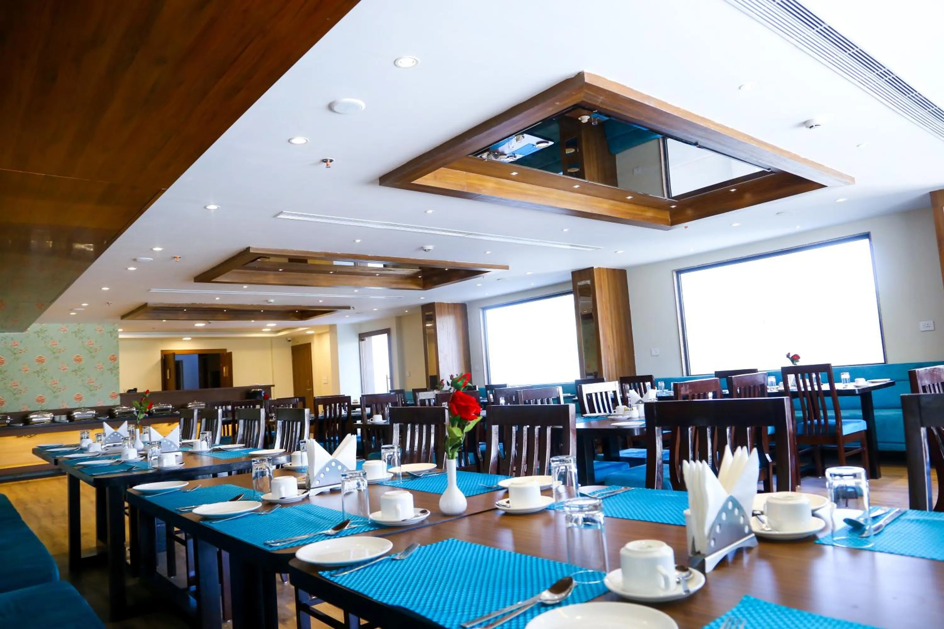 Restaurant/places to eat in Hotel khumani By Hills N Dunes