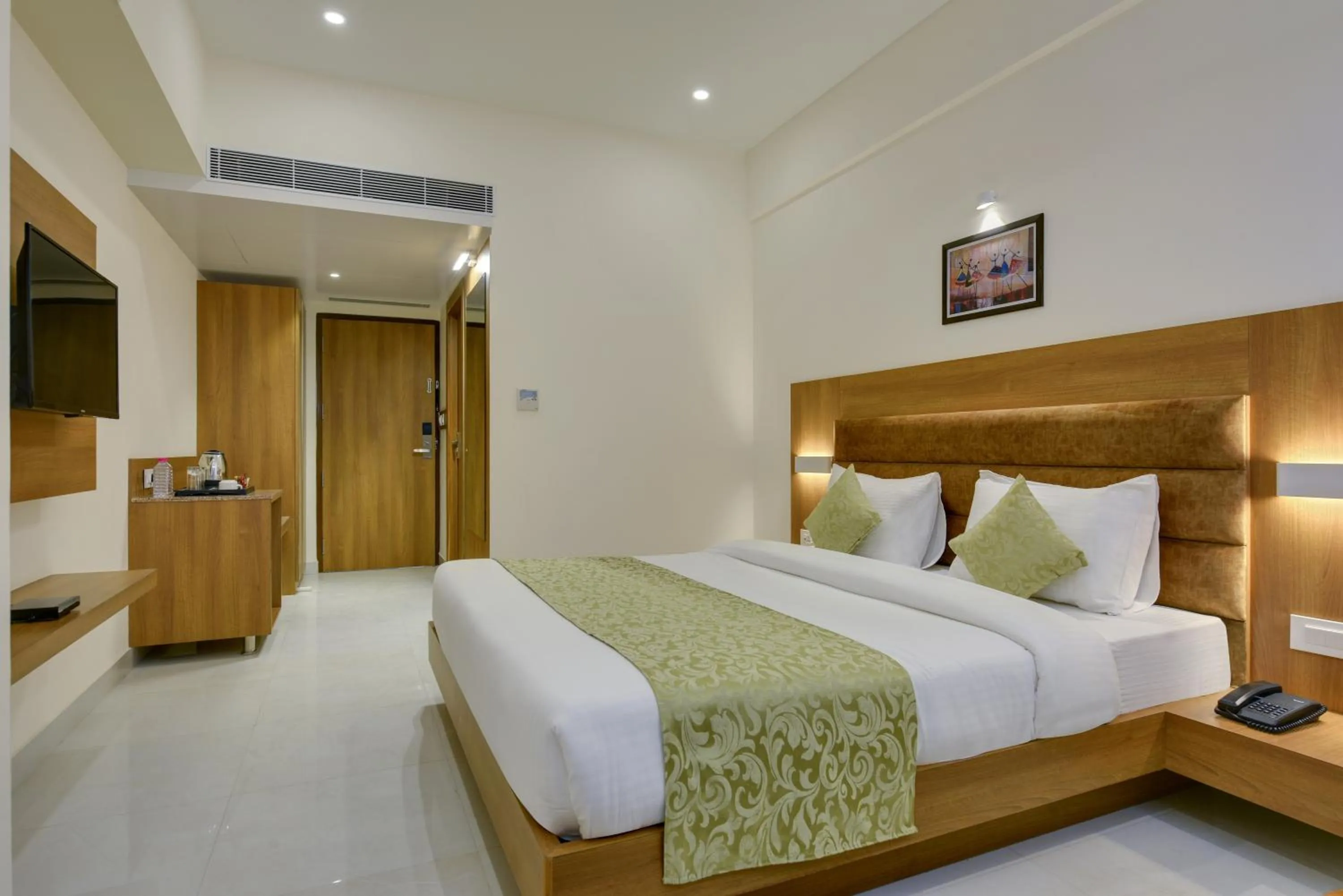 Bedroom, Bed in Hotel khumani By Hills N Dunes