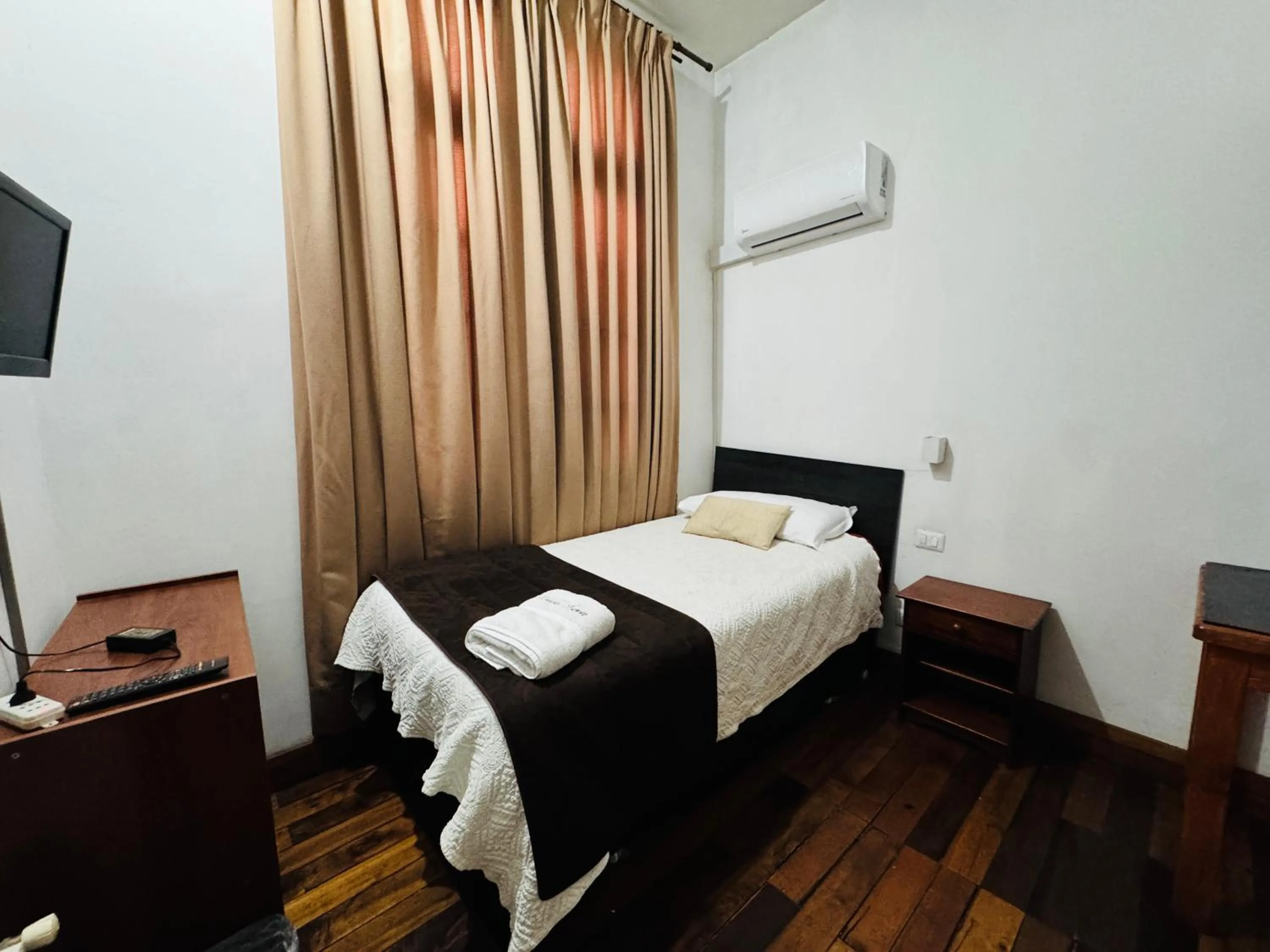 Bedroom, Bed in Hotel Casa Lyon