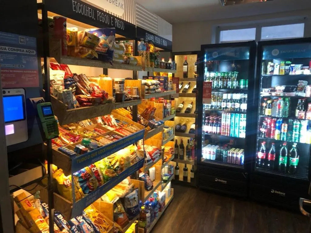 vending machine in FLAT Jardins São Paulo excelente!