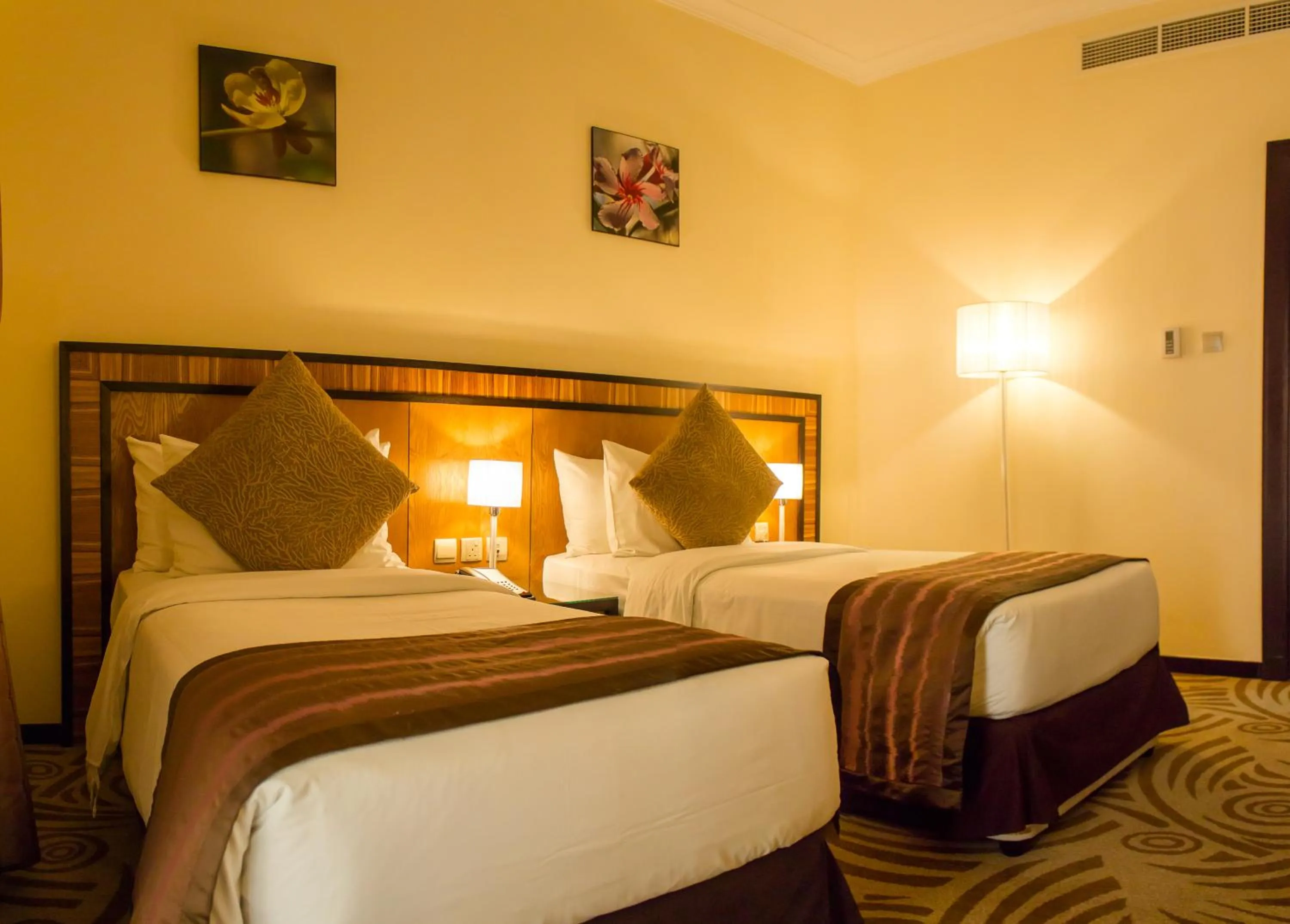 Bedroom, Bed in Al Majaz Premiere Hotel Apartments