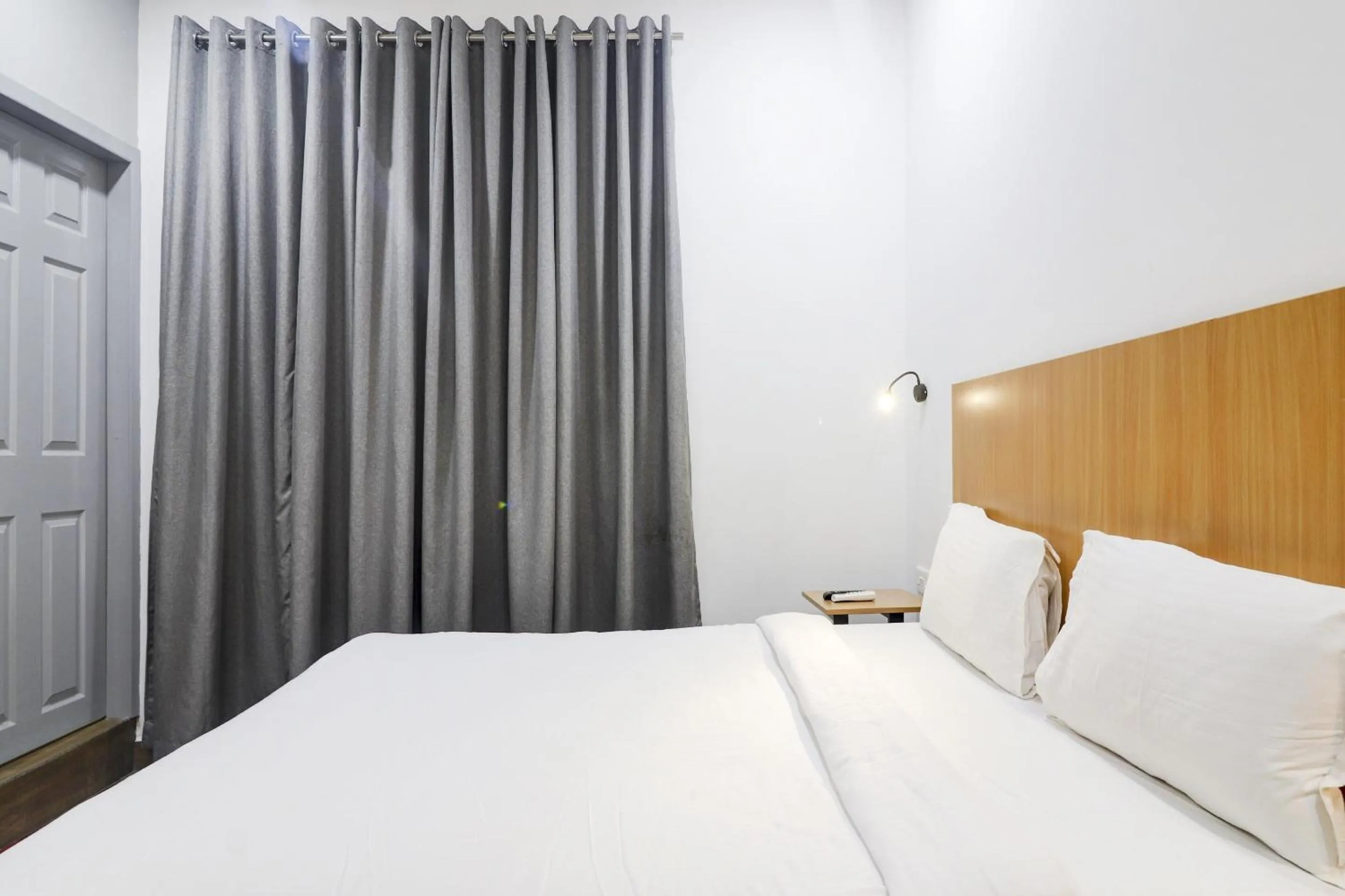 Bedroom, Bed in Townhouse Madhapur Near Shilparamam