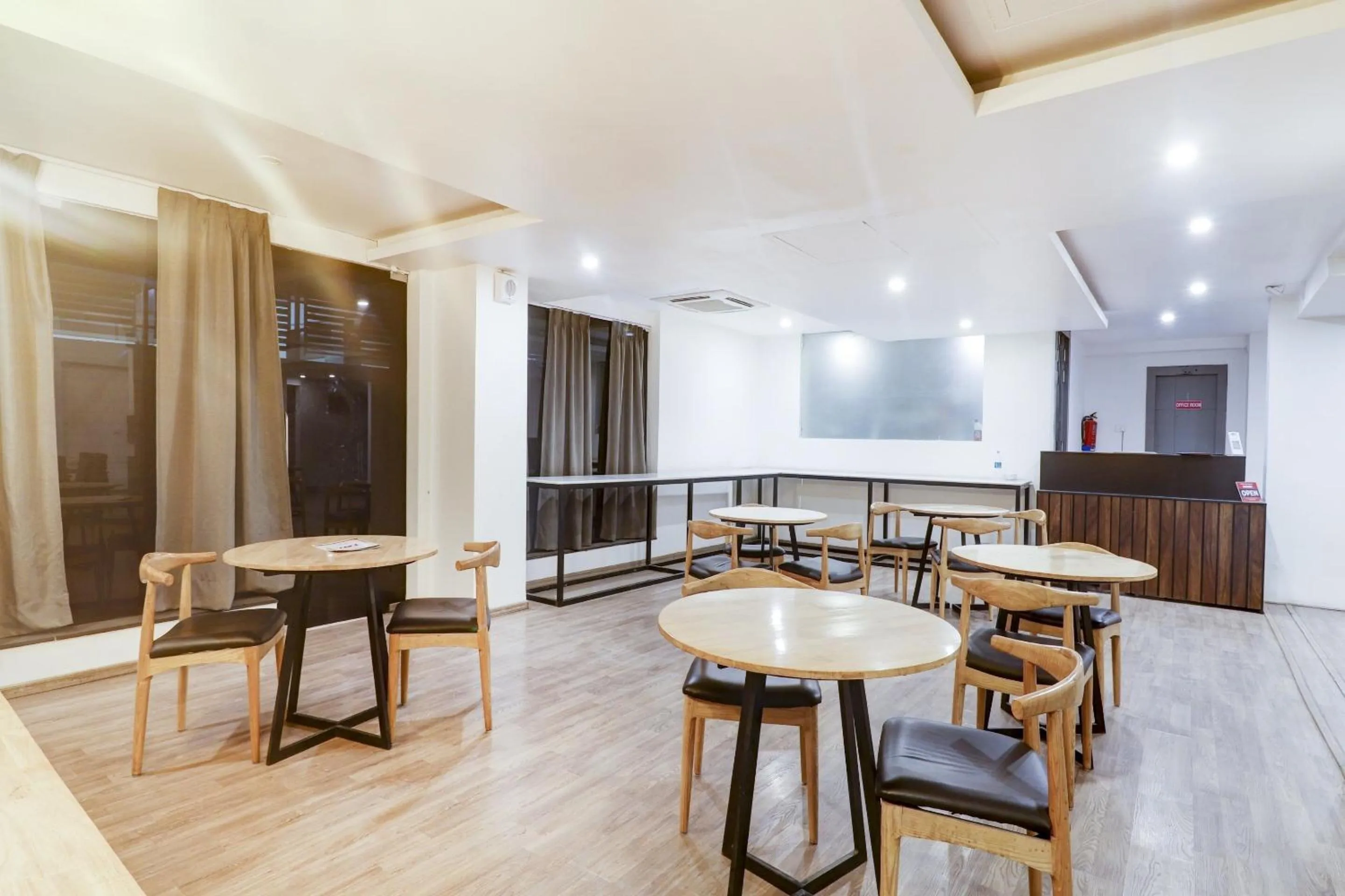 Restaurant/places to eat in Townhouse Madhapur Near Shilparamam