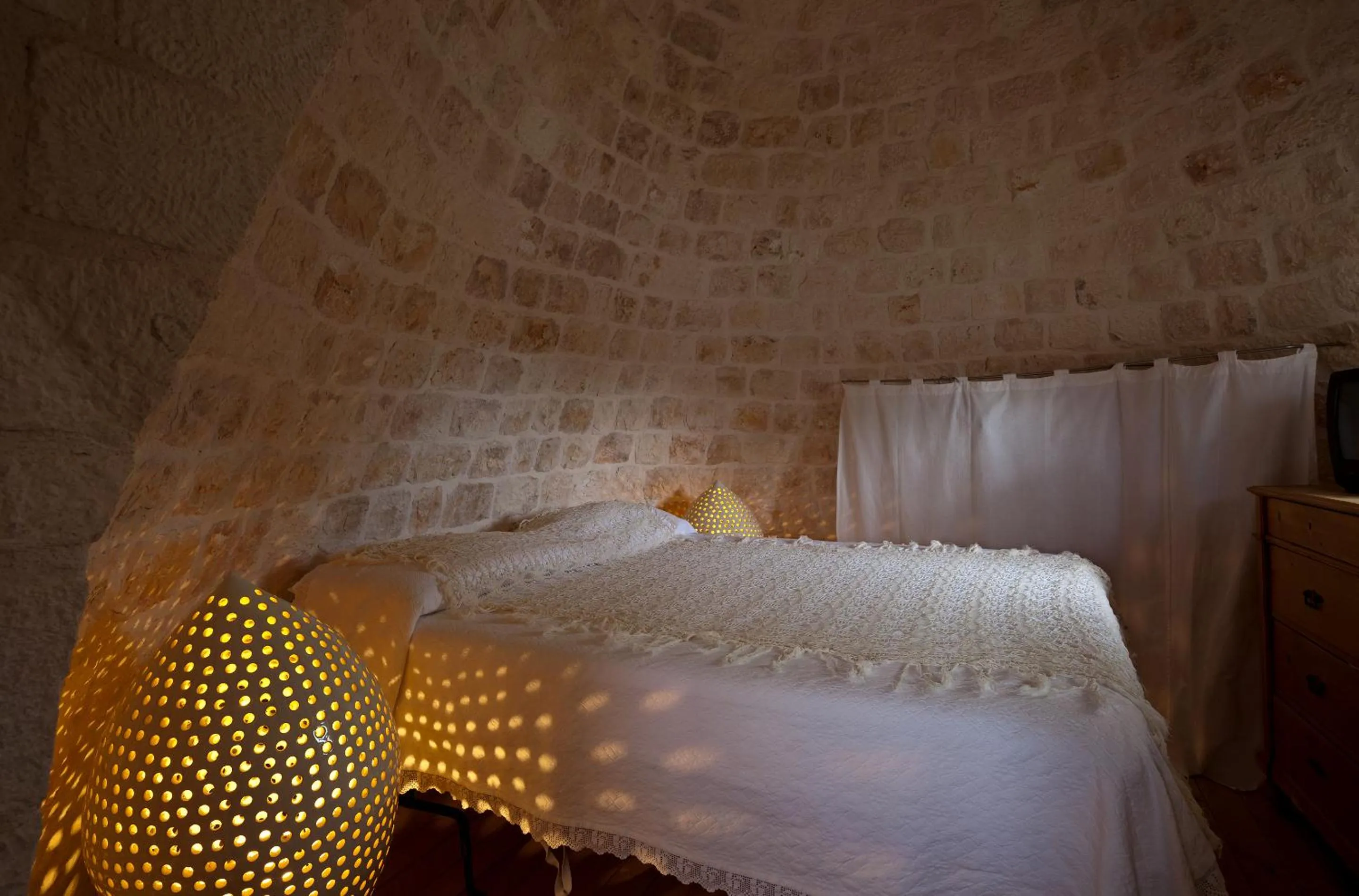 Bed in Borgo Del Tempo Ritrovato - Luxury Relais in Puglia