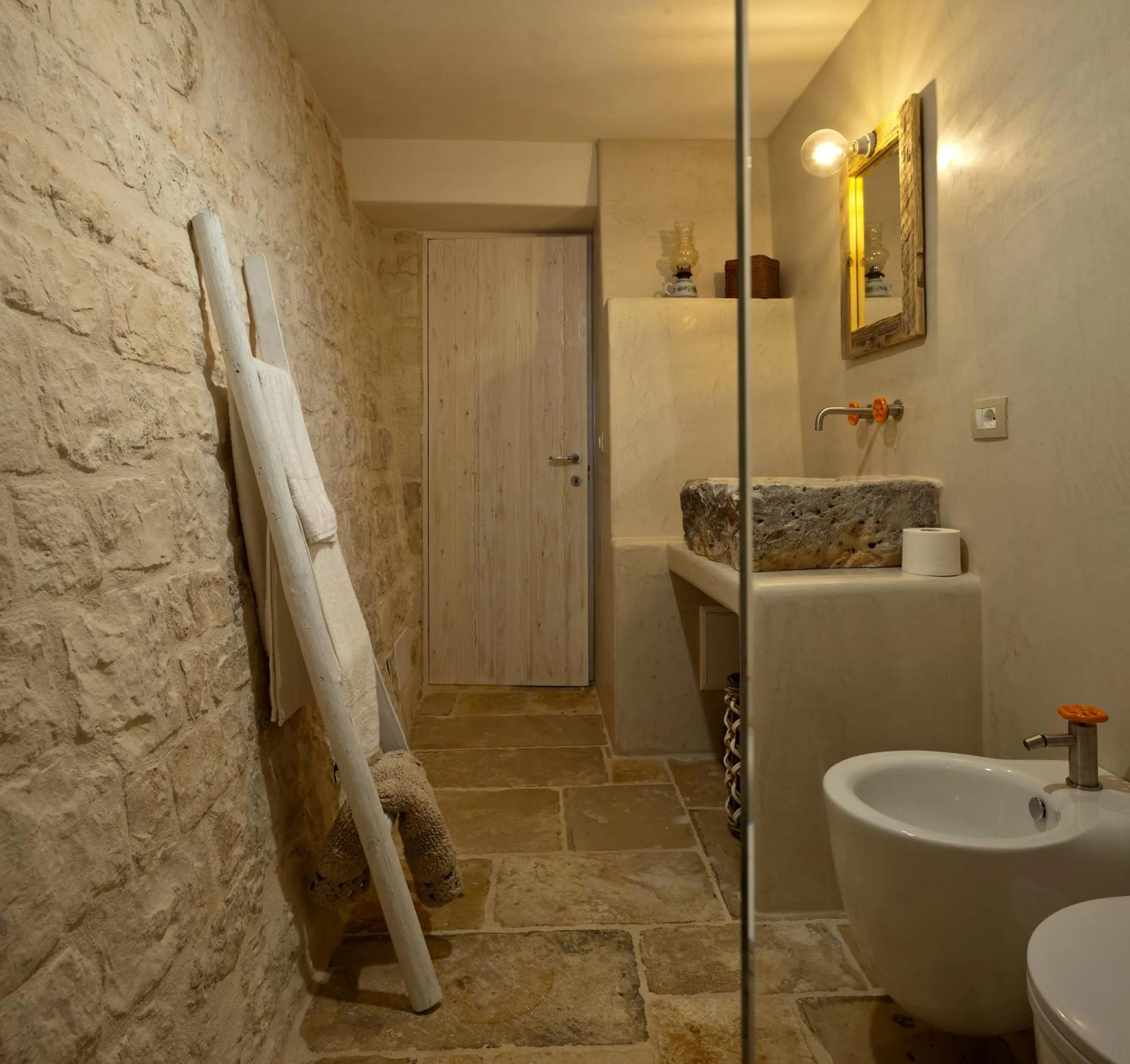 Bathroom in Borgo Del Tempo Ritrovato - Luxury Relais in Puglia