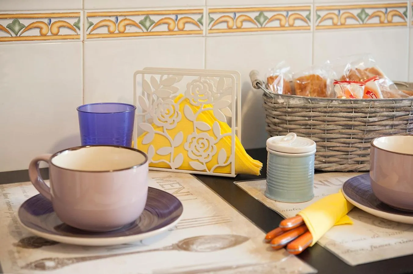 Communal kitchen in Aquarius Inn