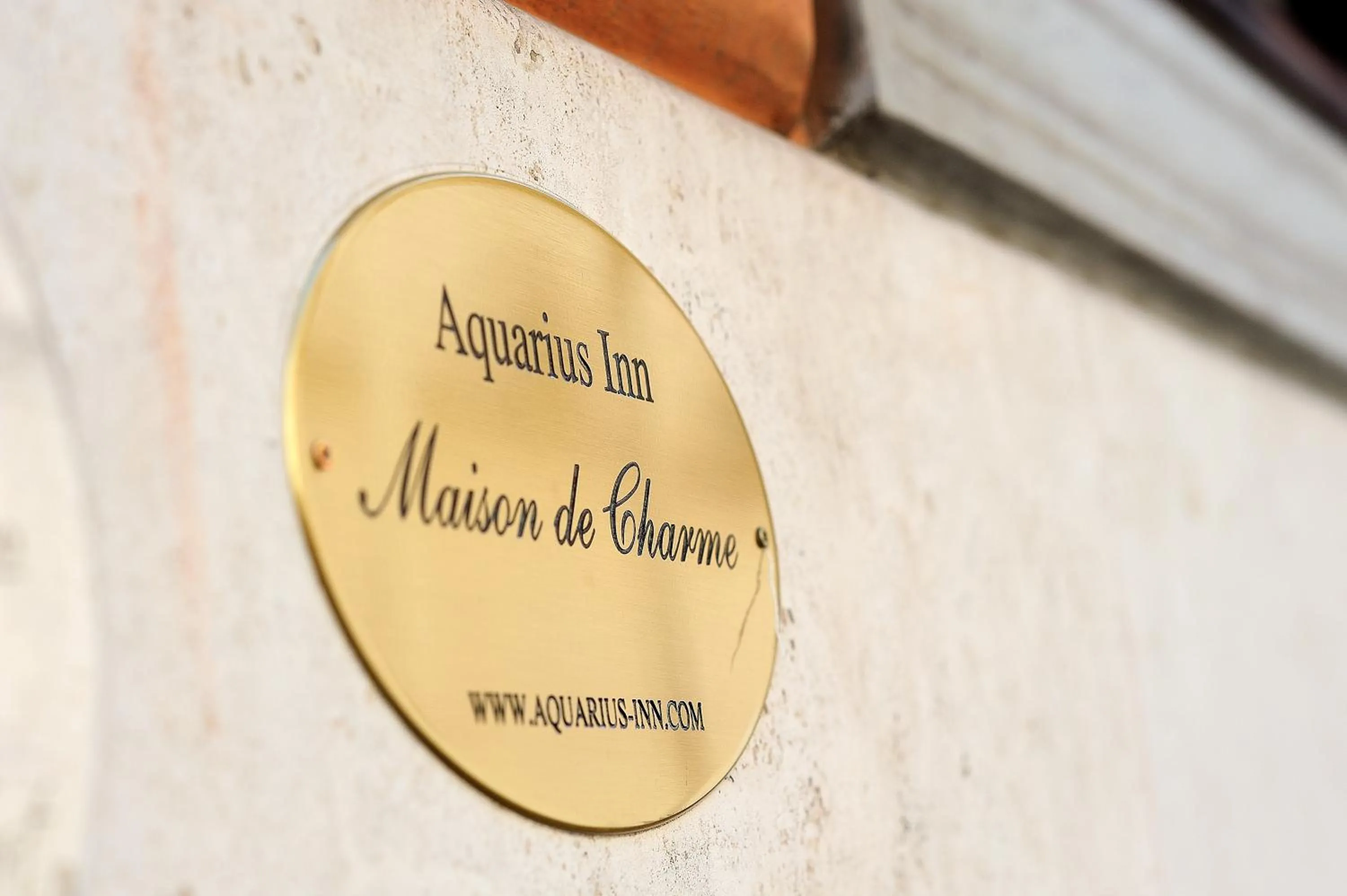 Facade/entrance in Aquarius Inn