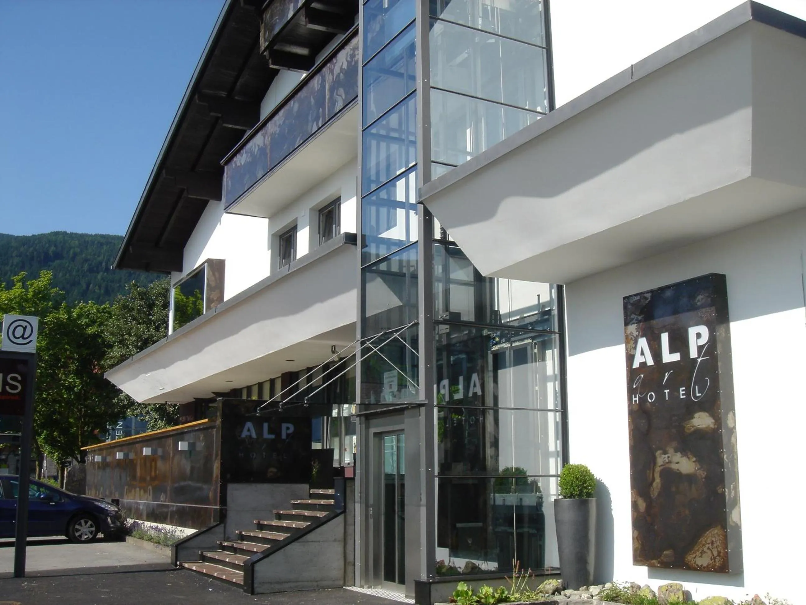 Facade/entrance in Alp Art Hotel Götzens