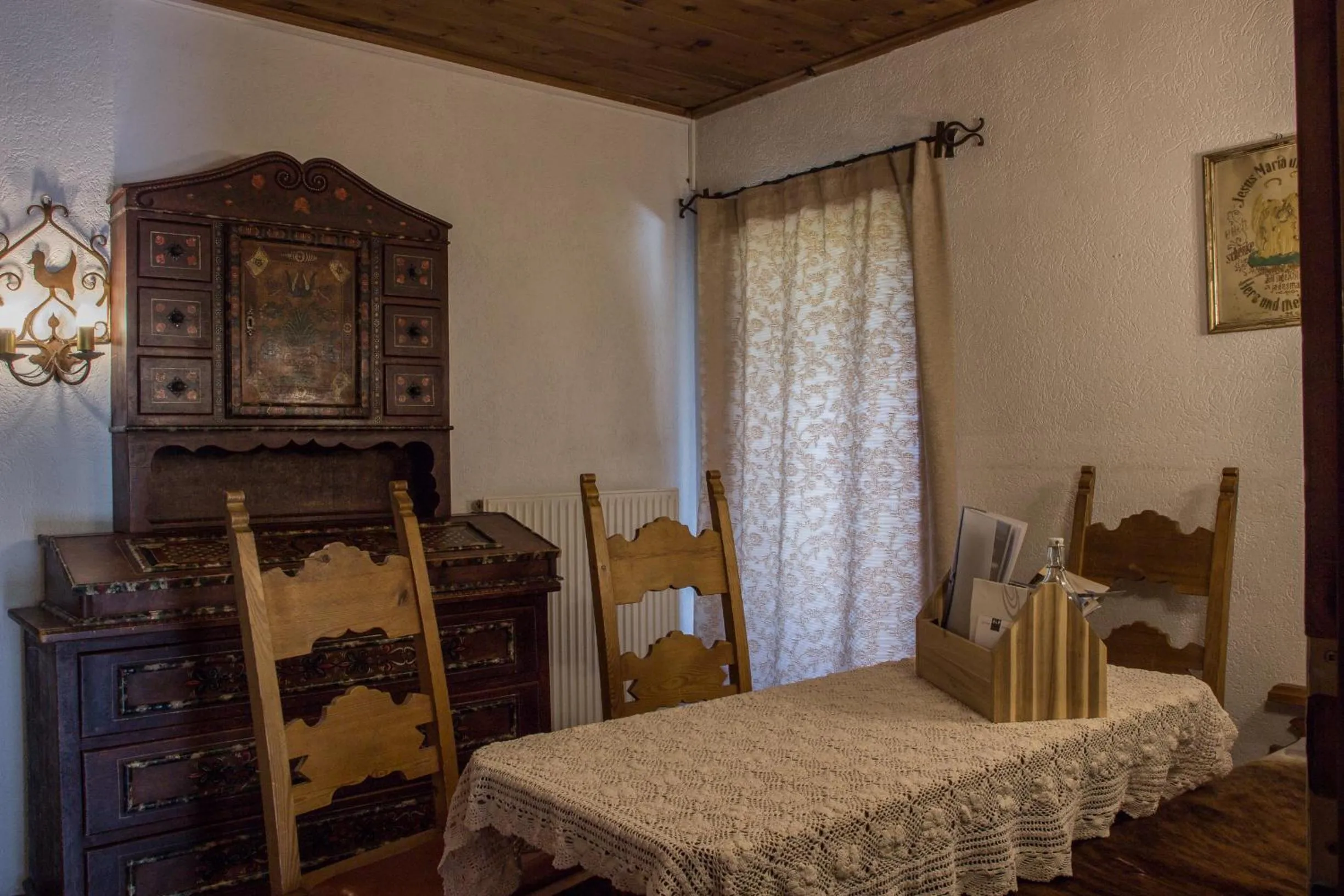 Seating area, Bed in Alp Art Hotel Götzens