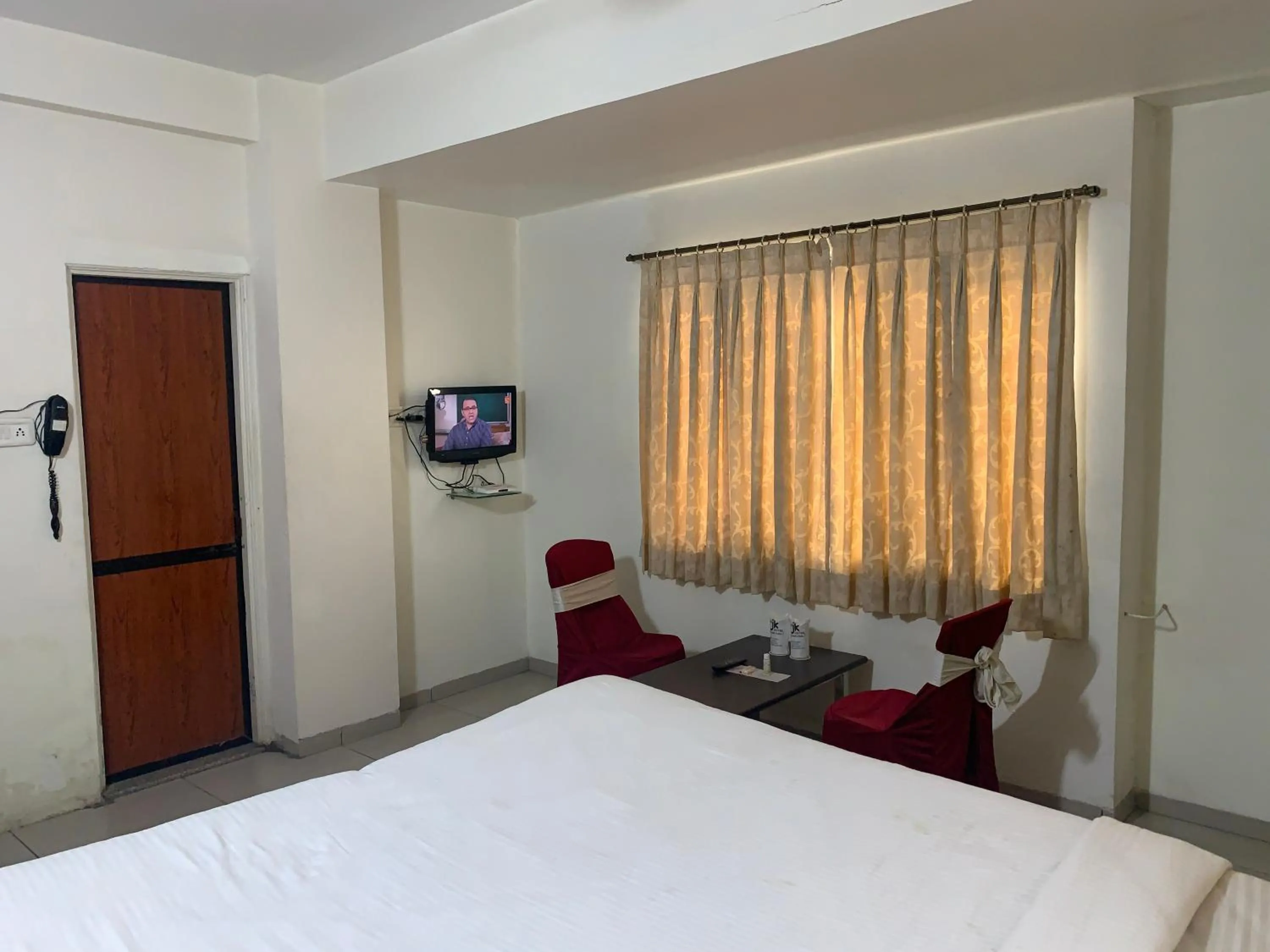 Bedroom in JK Rooms 147 Lions - Koradi Nagpur