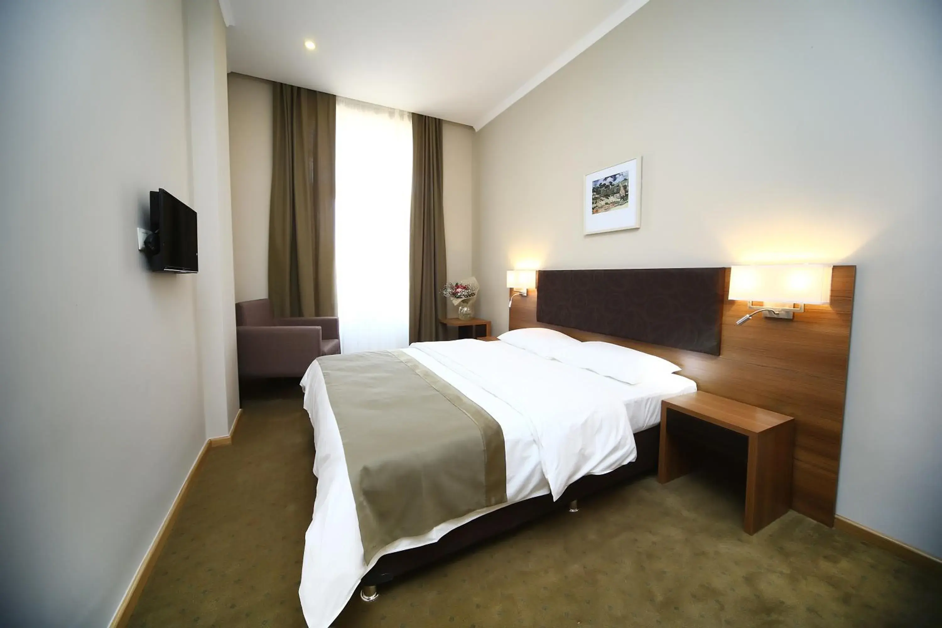 Junior Suite with Double Bed - single occupancy in Tskaltubo Plaza Hotel Junior Suite with Double Bed - single occupancy in Tskaltubo Plaza Hotel