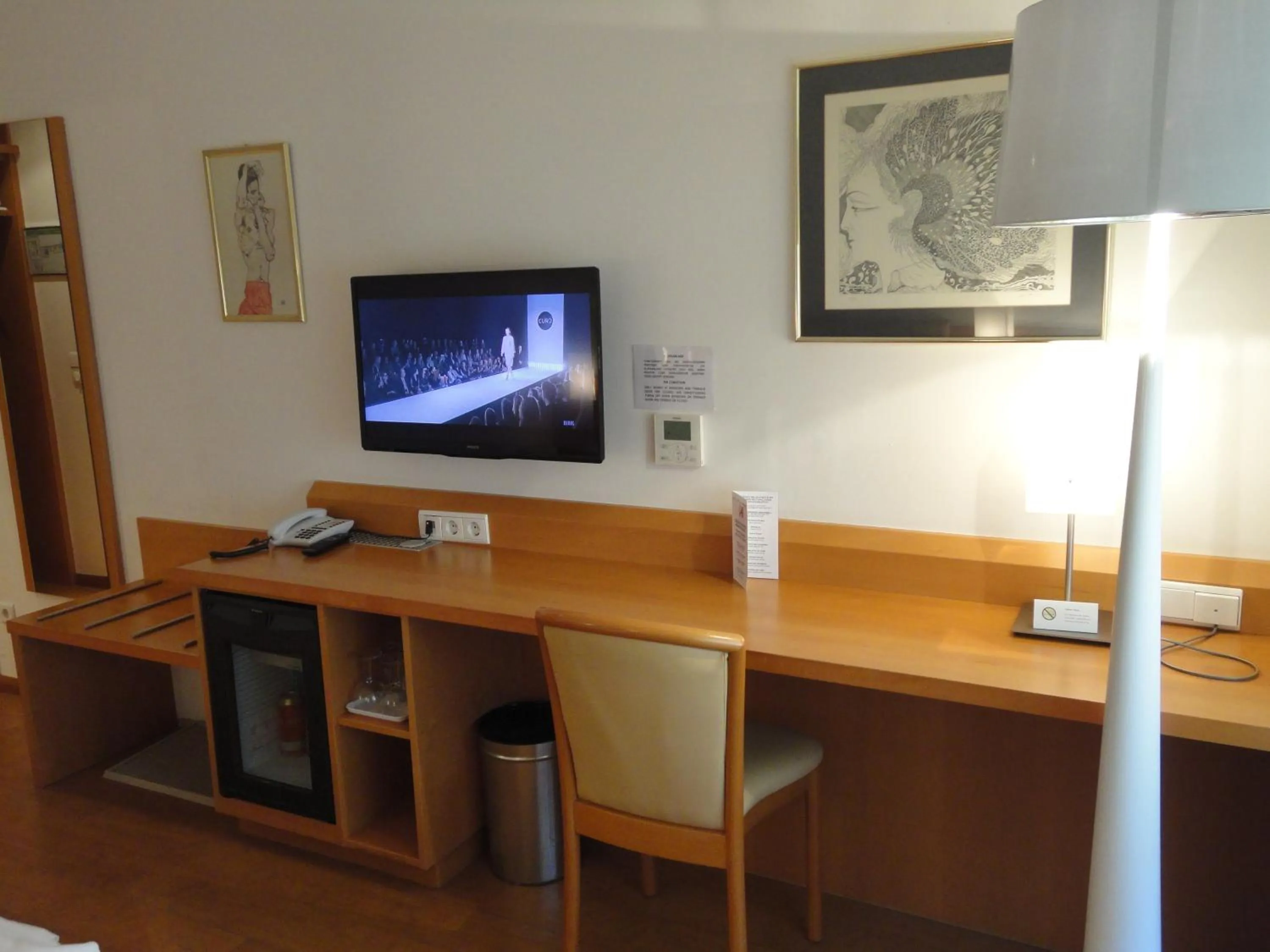 Photo of the whole room in City Hotel Albrecht