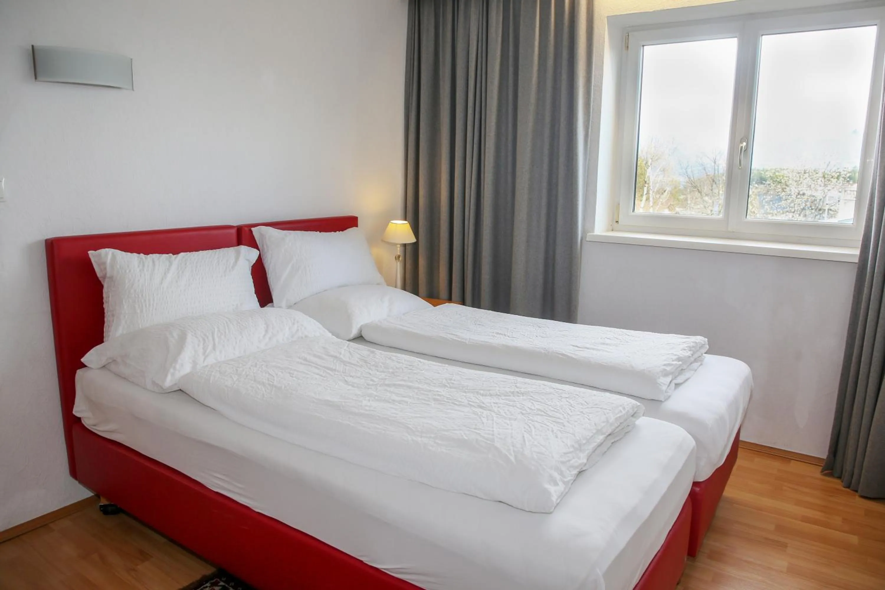 Bedroom, Bed in Hotel Sonnenhof - bed & breakfast & appartements