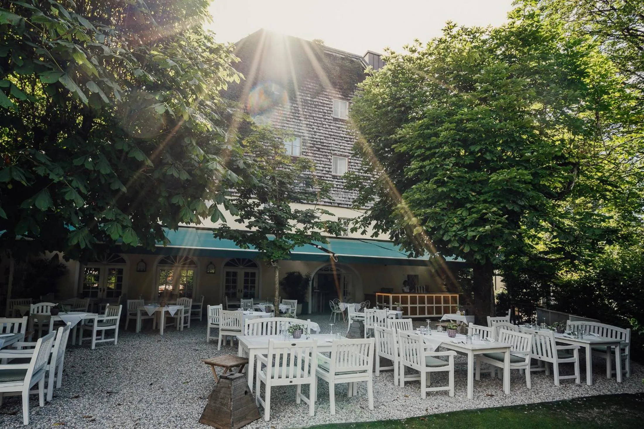 Restaurant/places to eat in Der Schlosswirt zu Anif - Biedermeierhotel und Restaurant