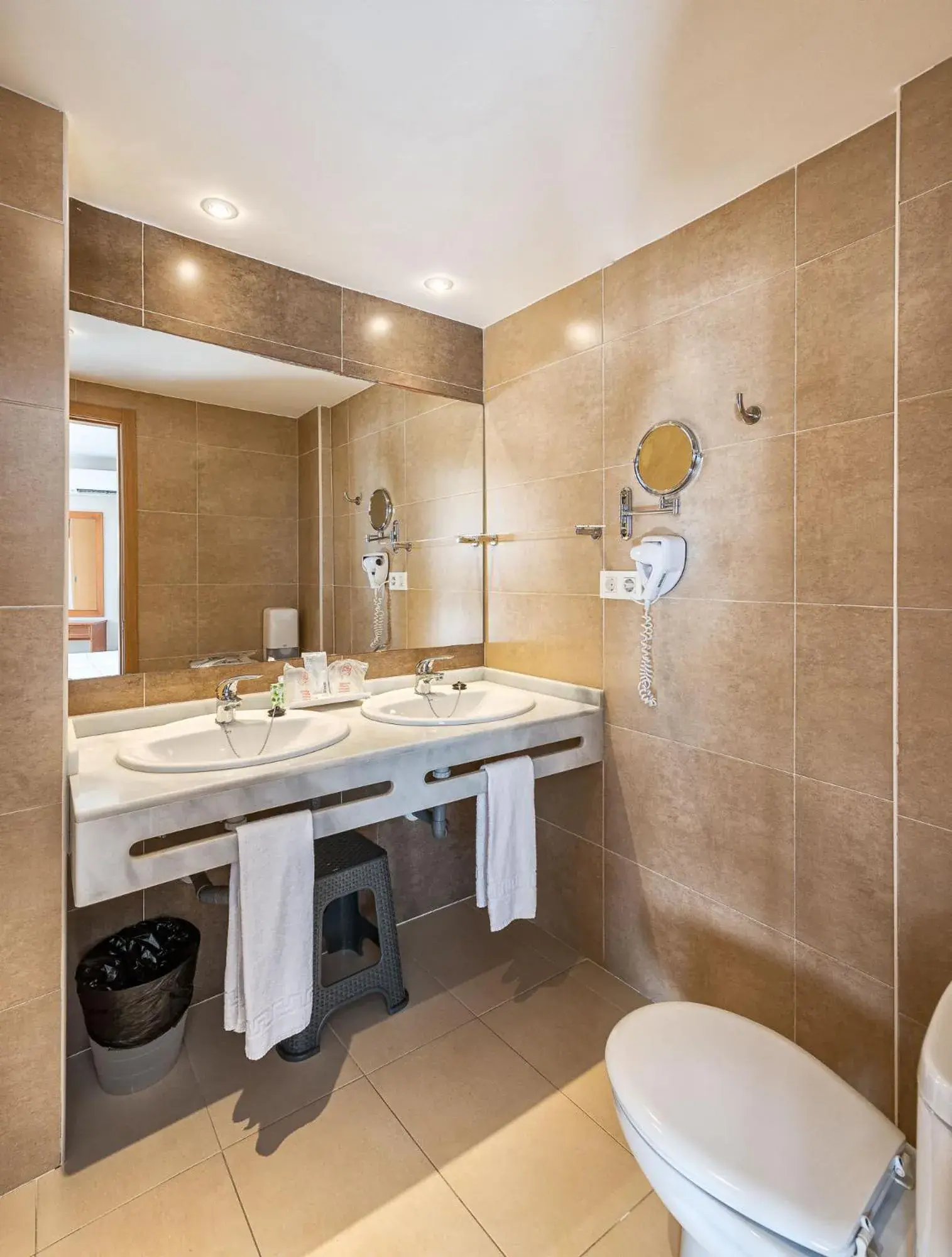 Family Room with Side Sea View (2 Adults + 2 Children) in Hotel Mainare Playa Family Room with Side Sea View (2 Adults + 2 Children) in Hotel Mainare Playa