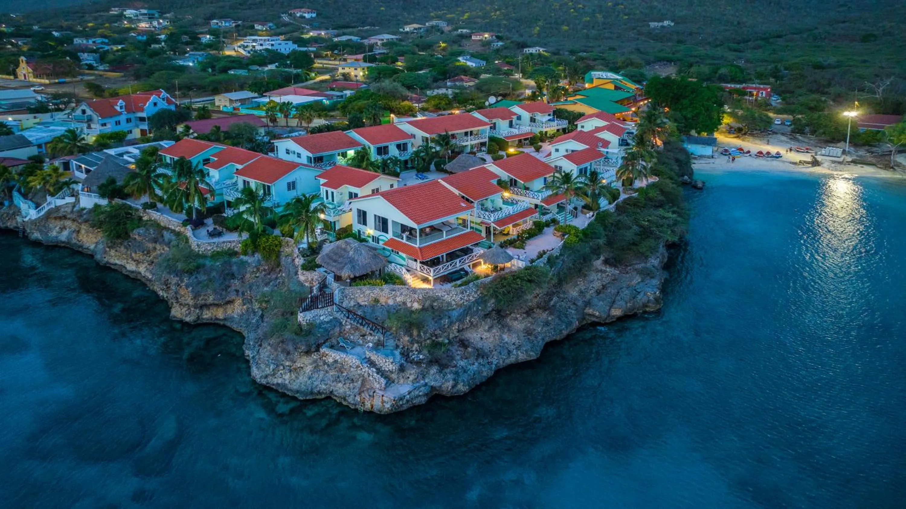 Night in Lagoon Ocean Resort