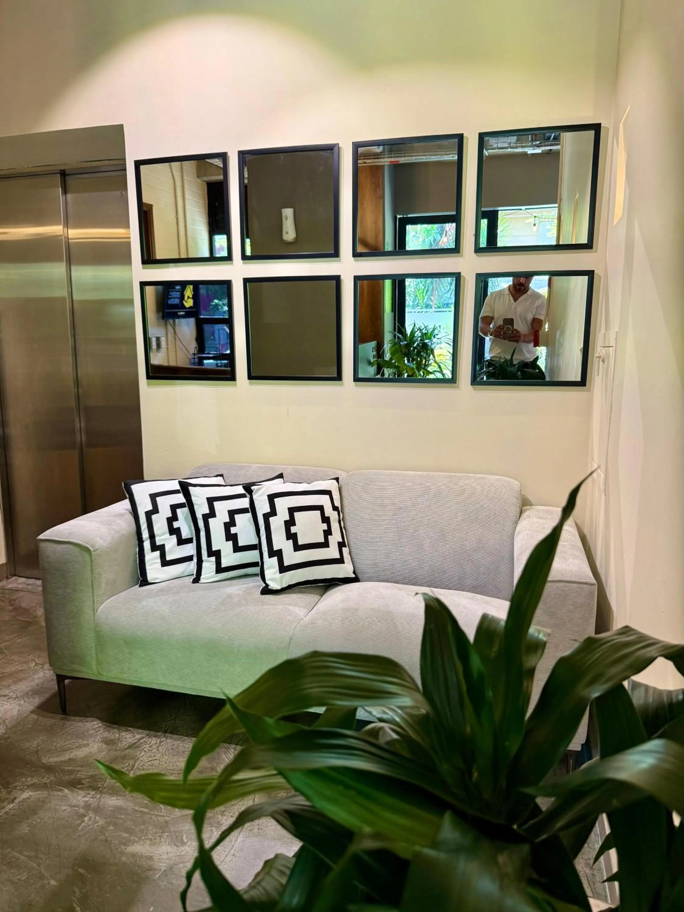 Lobby or reception in Manila Hotel Boutique