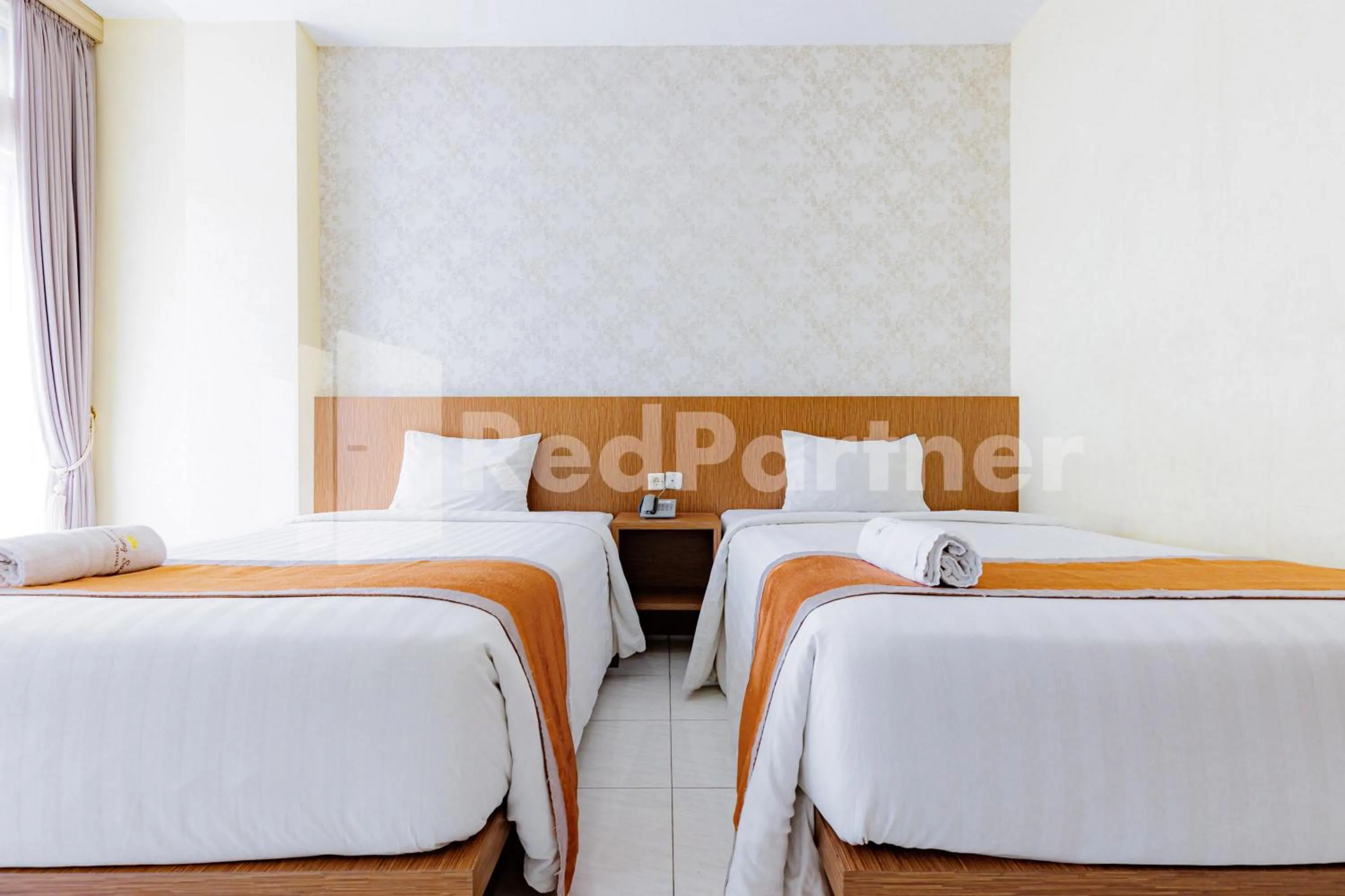 Bedroom, Bed in De Malang Sweet Homestay Syariah Mitra RedDoorz