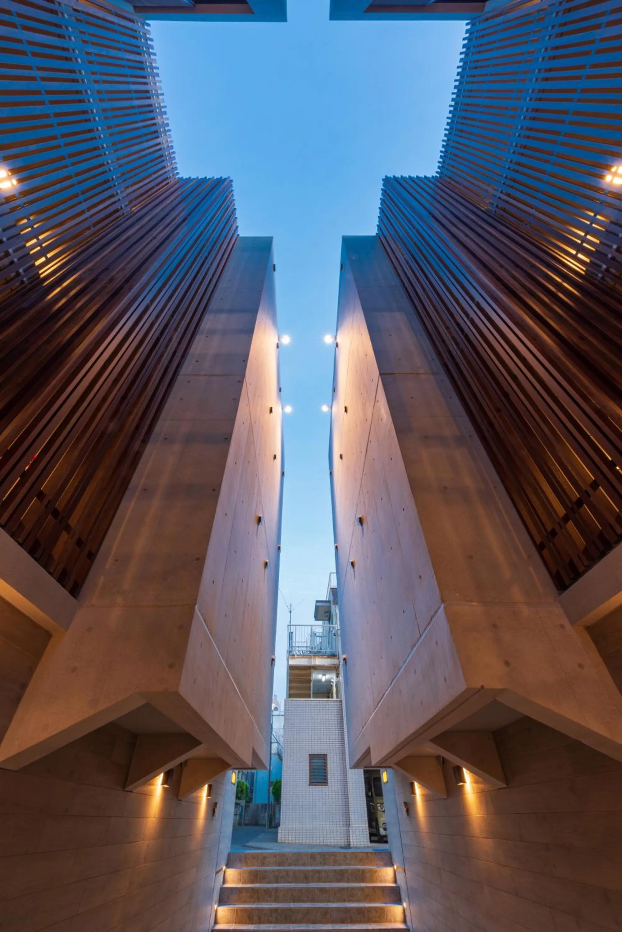 Property building in Luana Shibuya