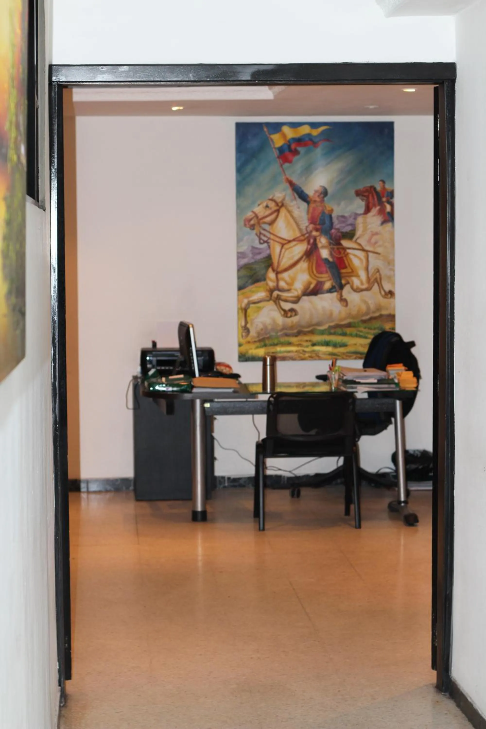 hair dresser in Hotel Elegant Suite