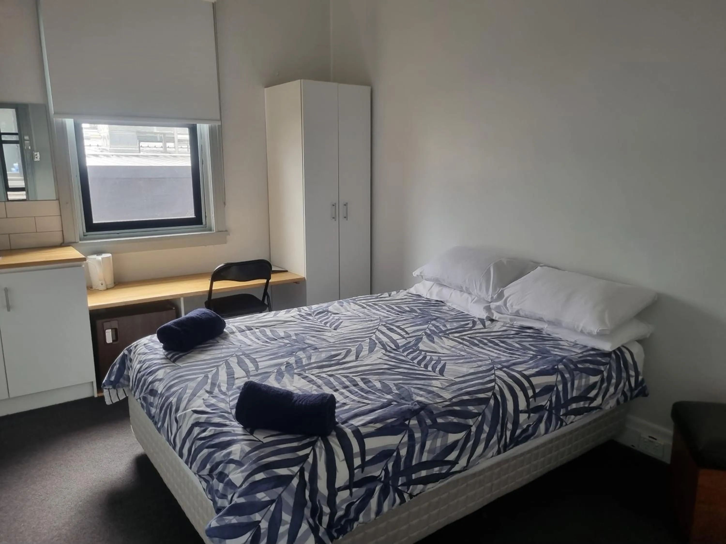 Bed in Broadway Hotel