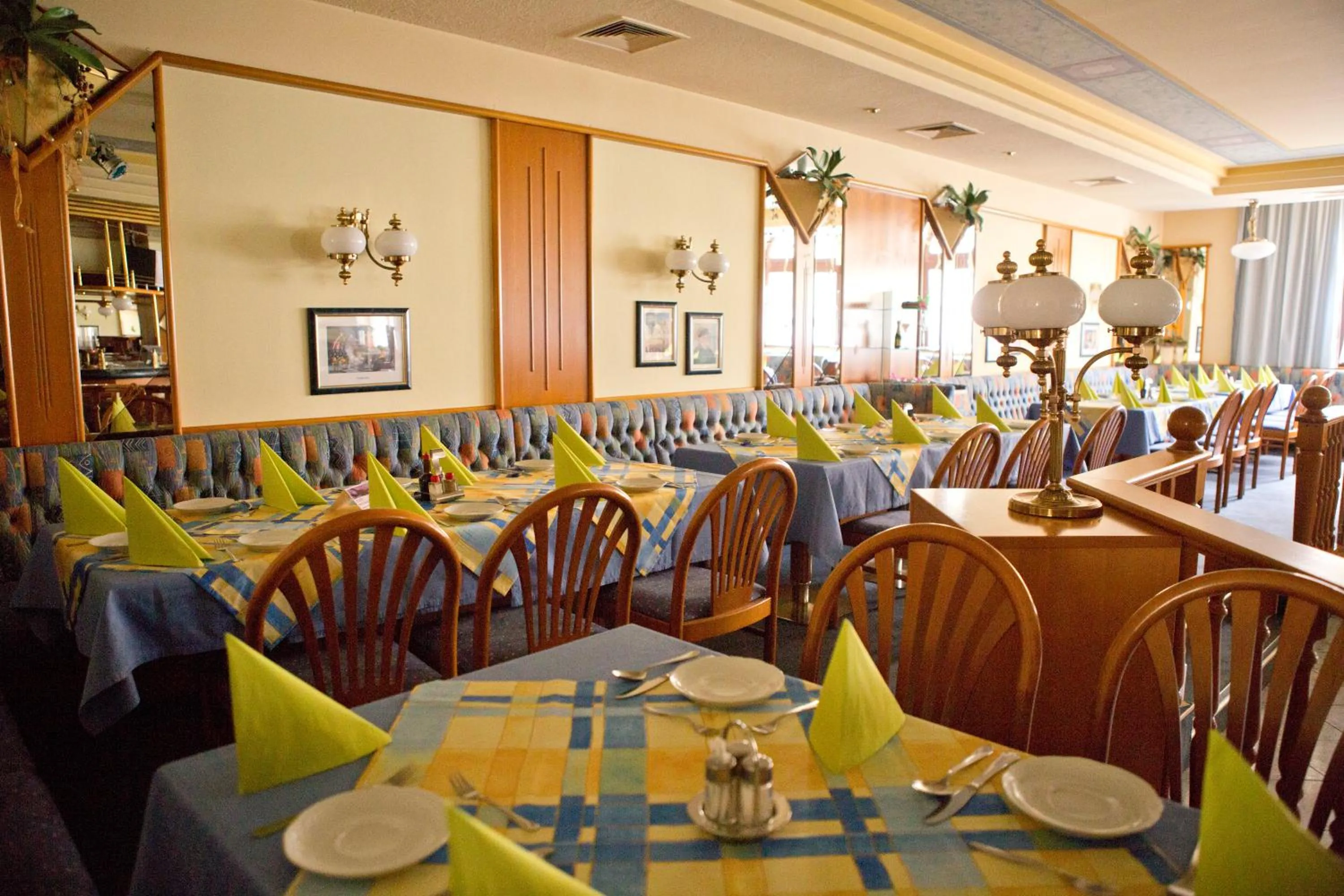 Food and drinks in Hotel Restaurant Müllner