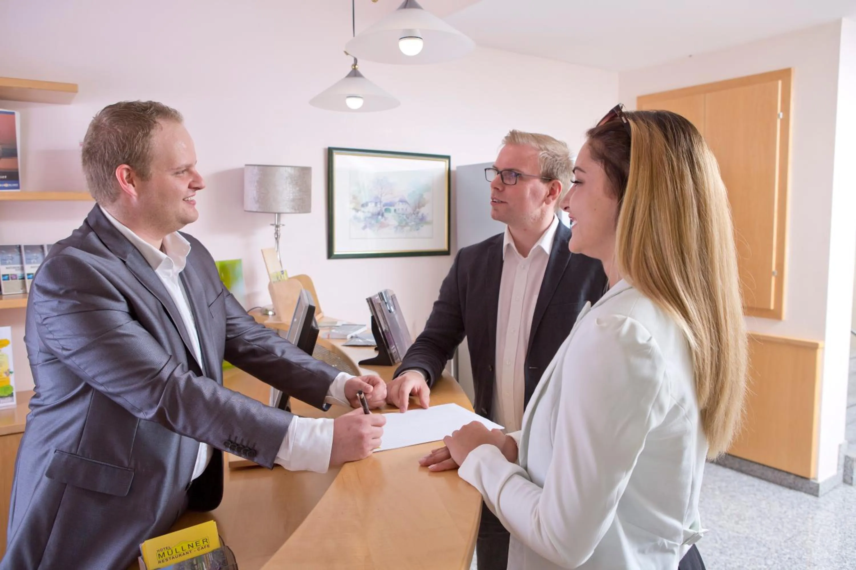 Guests in Hotel Restaurant Müllner