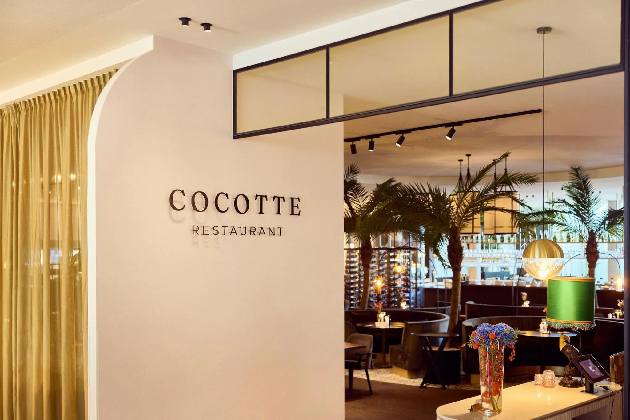 Restaurant/places to eat in Van der Valk Hotel Gent