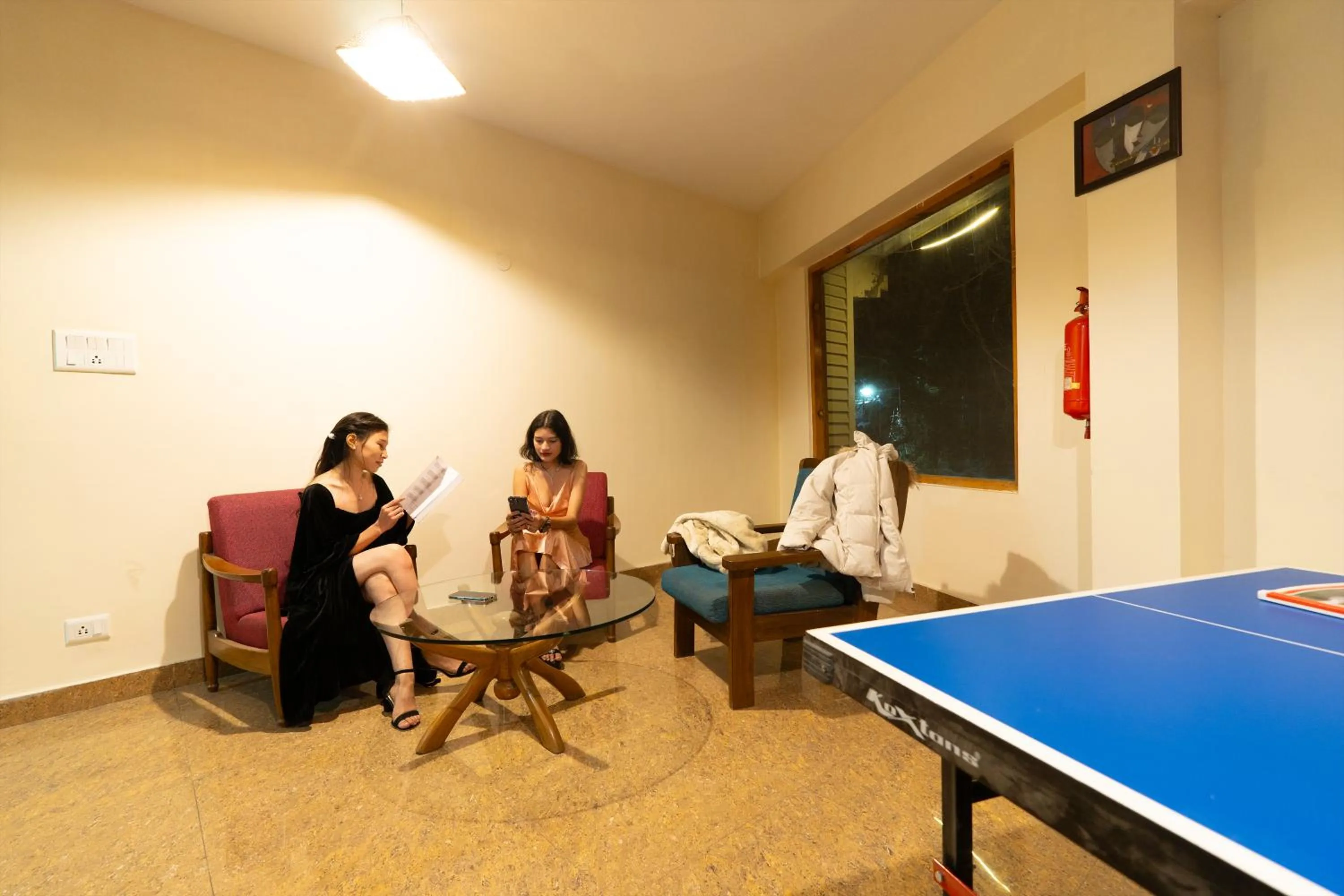 Game Room in Hotel Rising Star With Garden With Private Parking Near To Mall Road