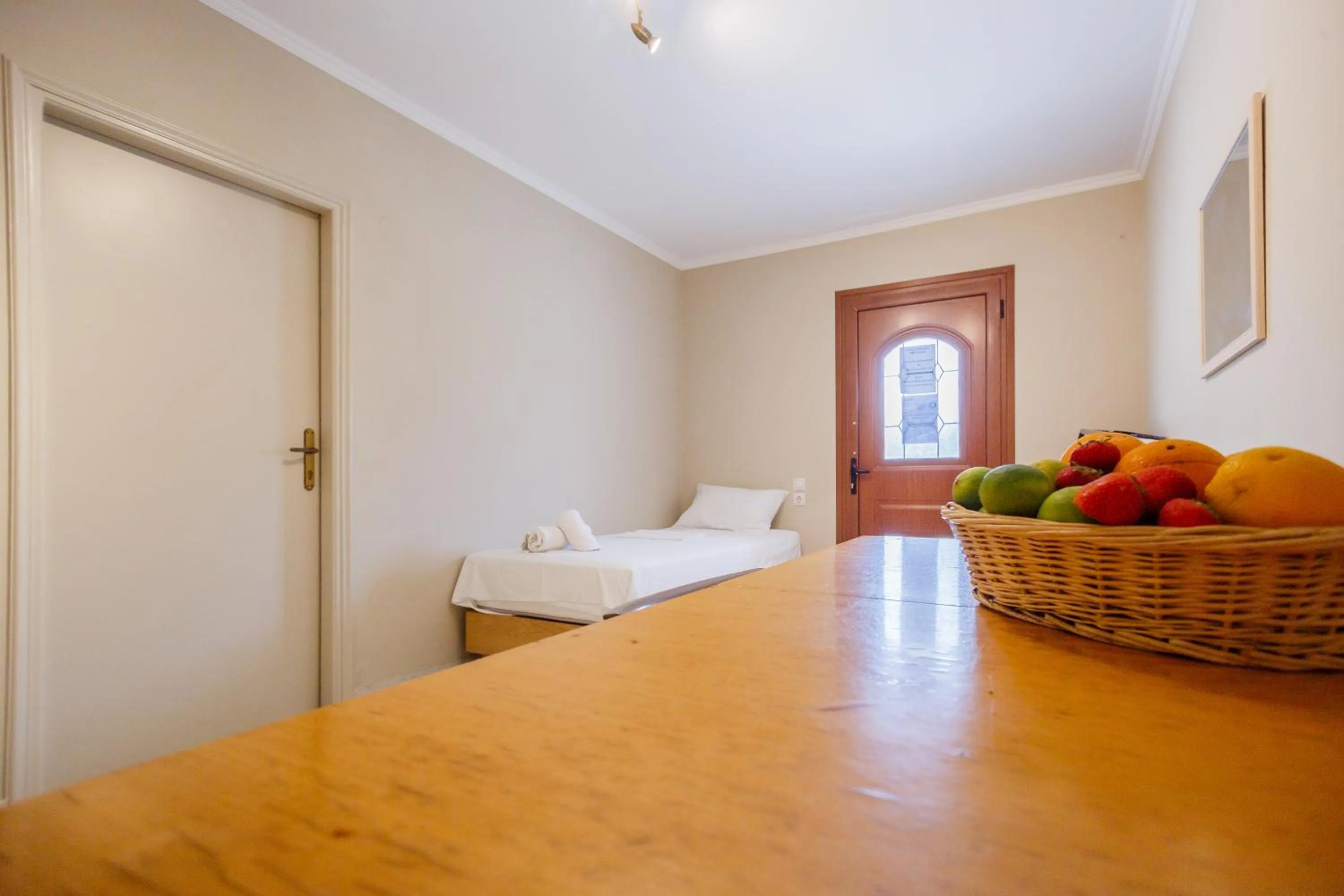 Photo of the whole room, Bed in Rose Club Apartments