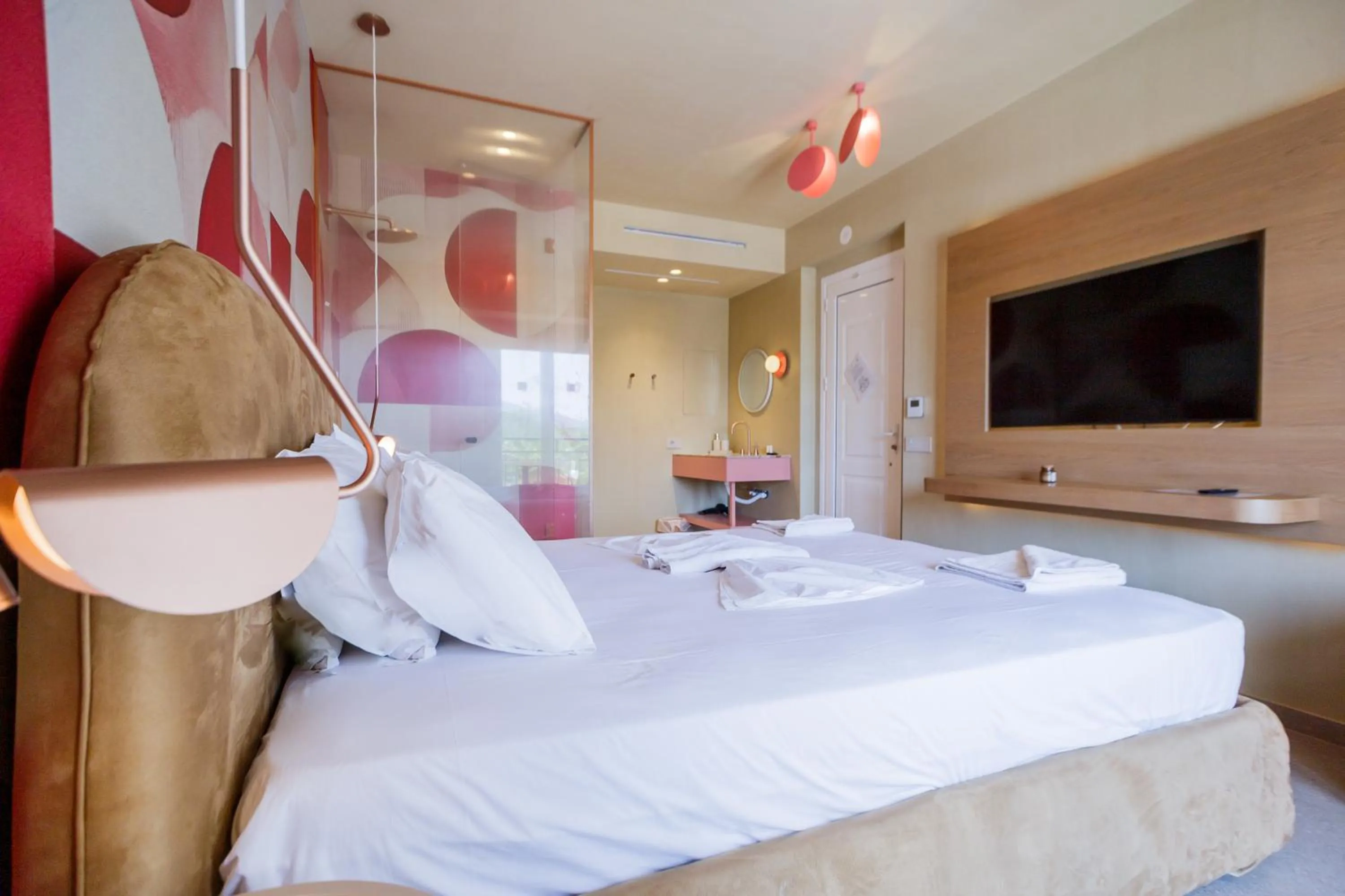 Bed in Rose Club Apartments