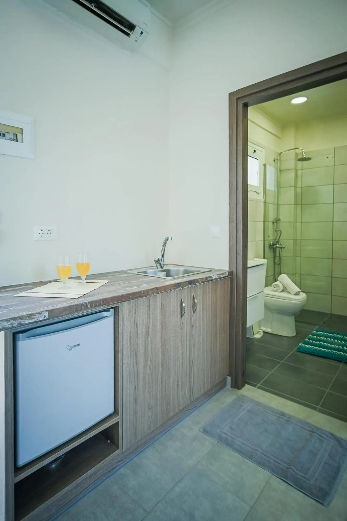 Bathroom in Rose Club Apartments